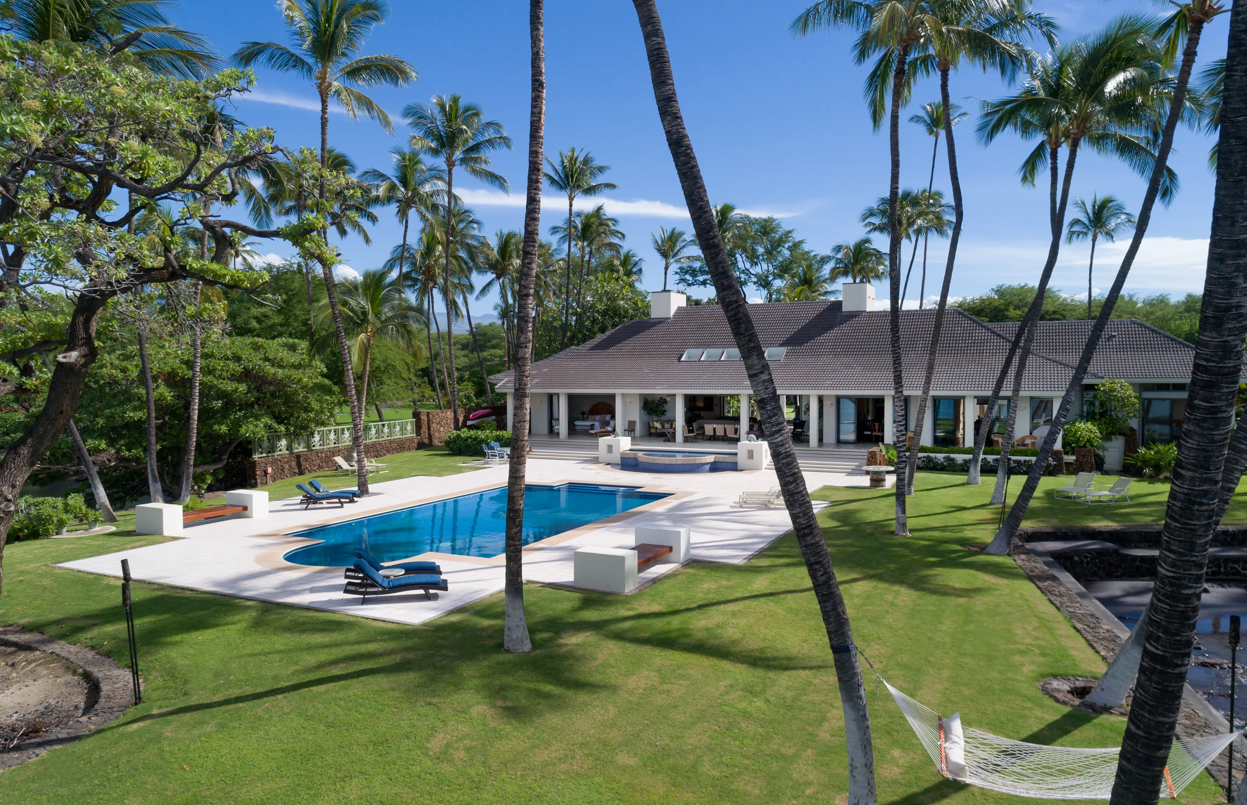 Honuala‘i Estate is the epitome of gracious Hawaiian style. Honuala‘i Estate | Puako | $17.499 million | 7,744 sq. ft. Interior | 6 BR / 7.5 BA + Office | MLS#626730
