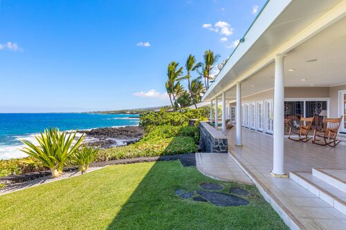 OCEANFRONT ALII DRIVE ESTATE