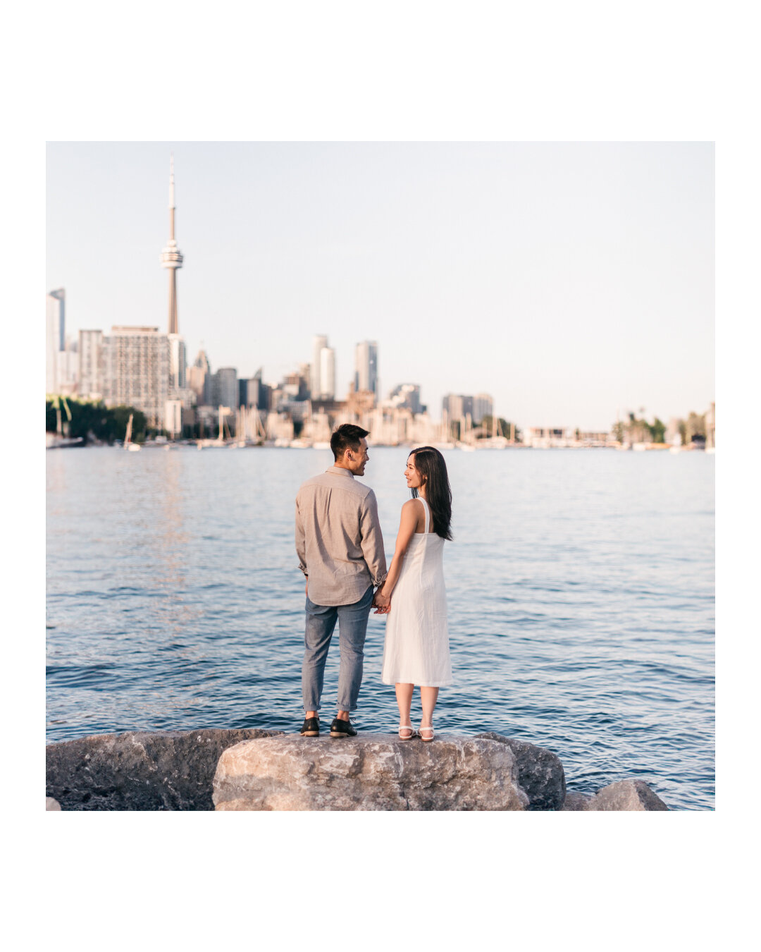 Y'all remember Toronto Summer 2019? ✨ Pre Covid ✨ That was a vibe.

#torontoweddingphotographer
#vancouverweddingphotographer
#yayloveweddingphotography