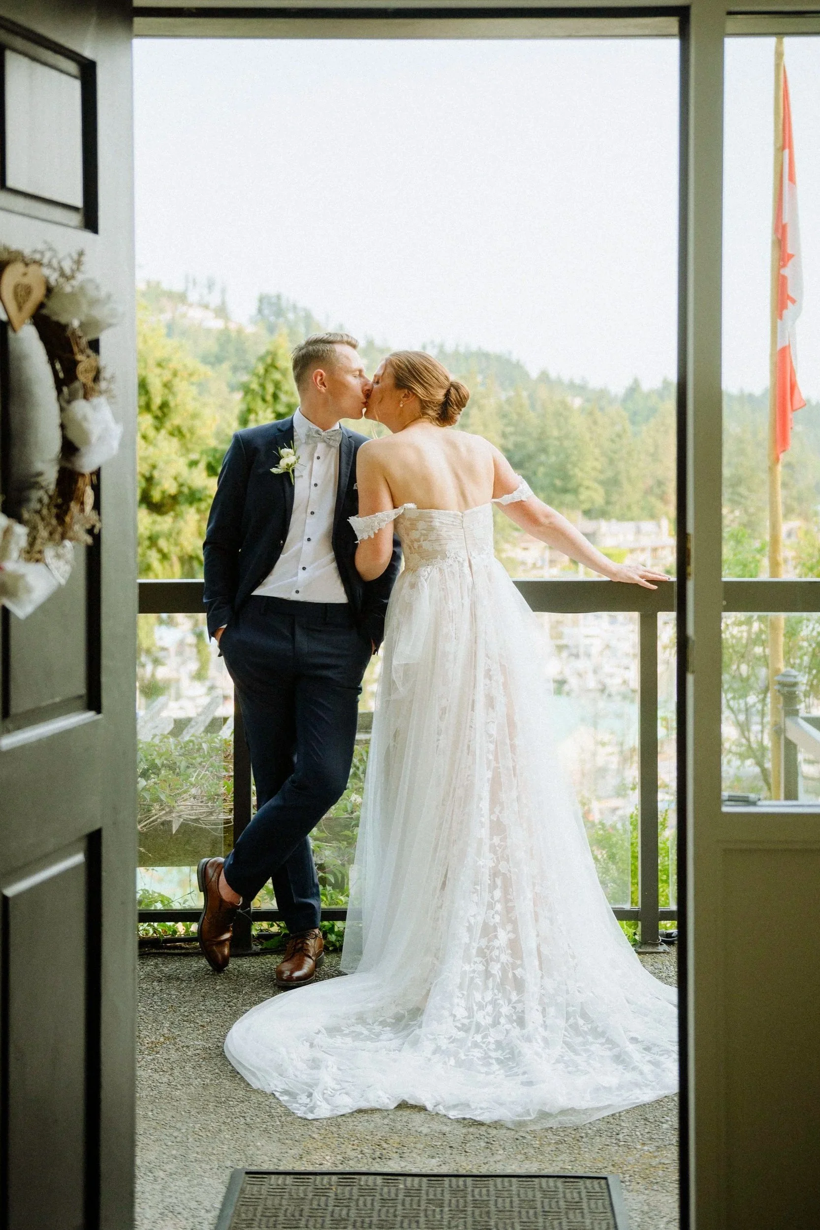Yaylove_Wedding_Photography_Jessica_Eric_West_Vancouver_Wedding_2024-1.jpg