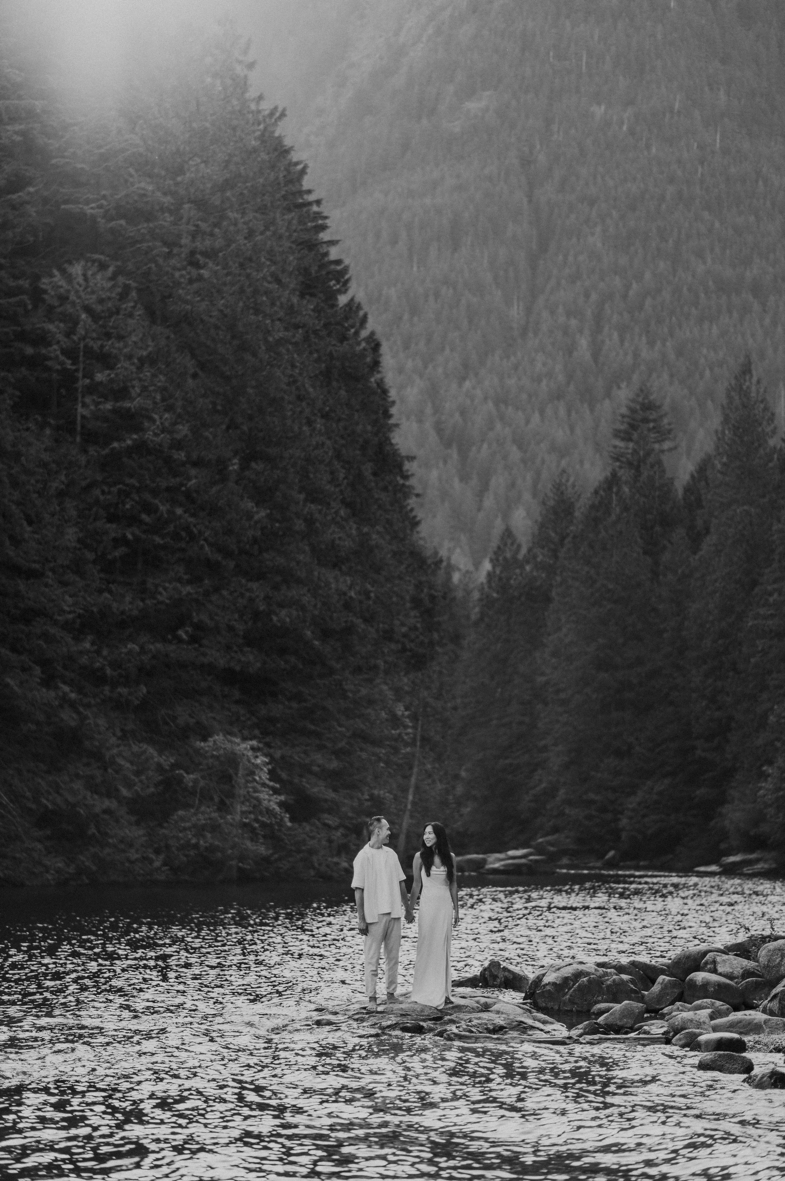Yaylove_Wedding_Photography_Tiffany_Ming_Engagement_Golden_Ears_Vancouver_2024-90.jpg