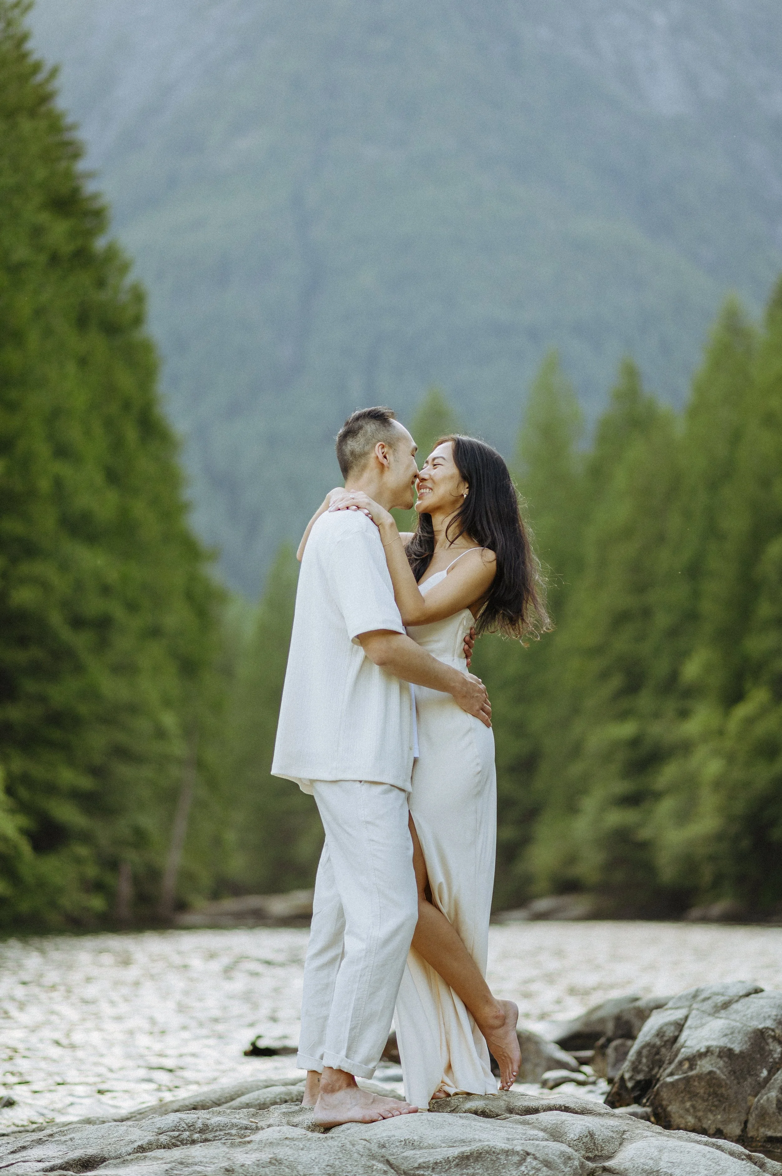 Yaylove_Wedding_Photography_Tiffany_Ming_Engagement_Golden_Ears_Vancouver_2024-104.jpg