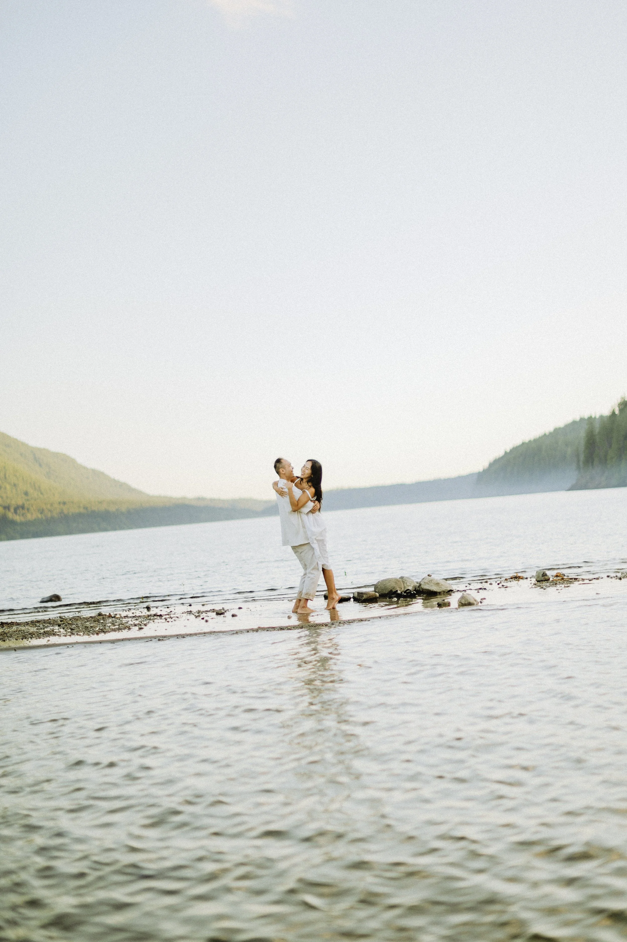 Yaylove_Wedding_Photography_Tiffany_Ming_Engagement_Golden_Ears_Vancouver_2024-224.jpg