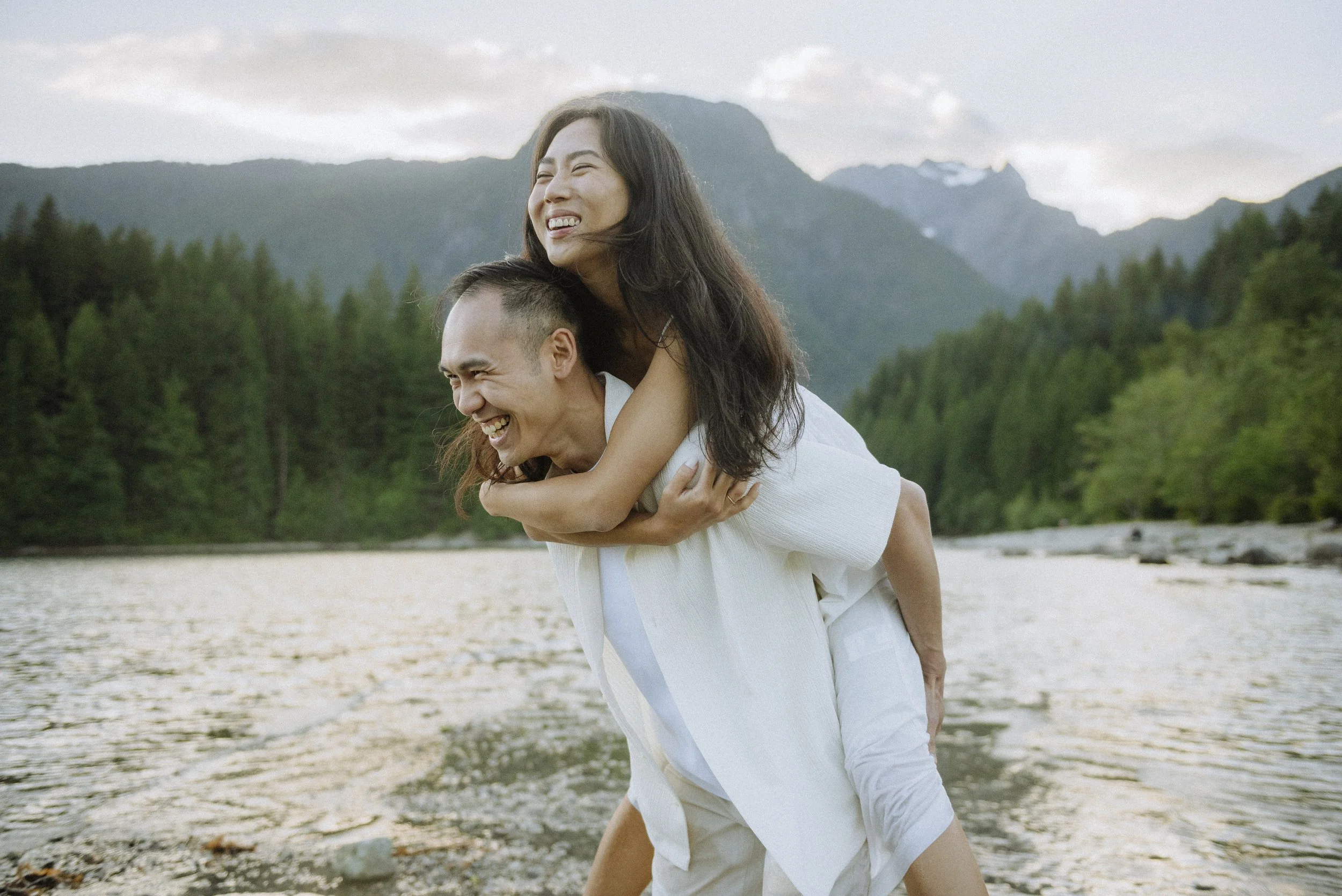 Yaylove_Wedding_Photography_Tiffany_Ming_Engagement_Golden_Ears_Vancouver_2024-259.jpg