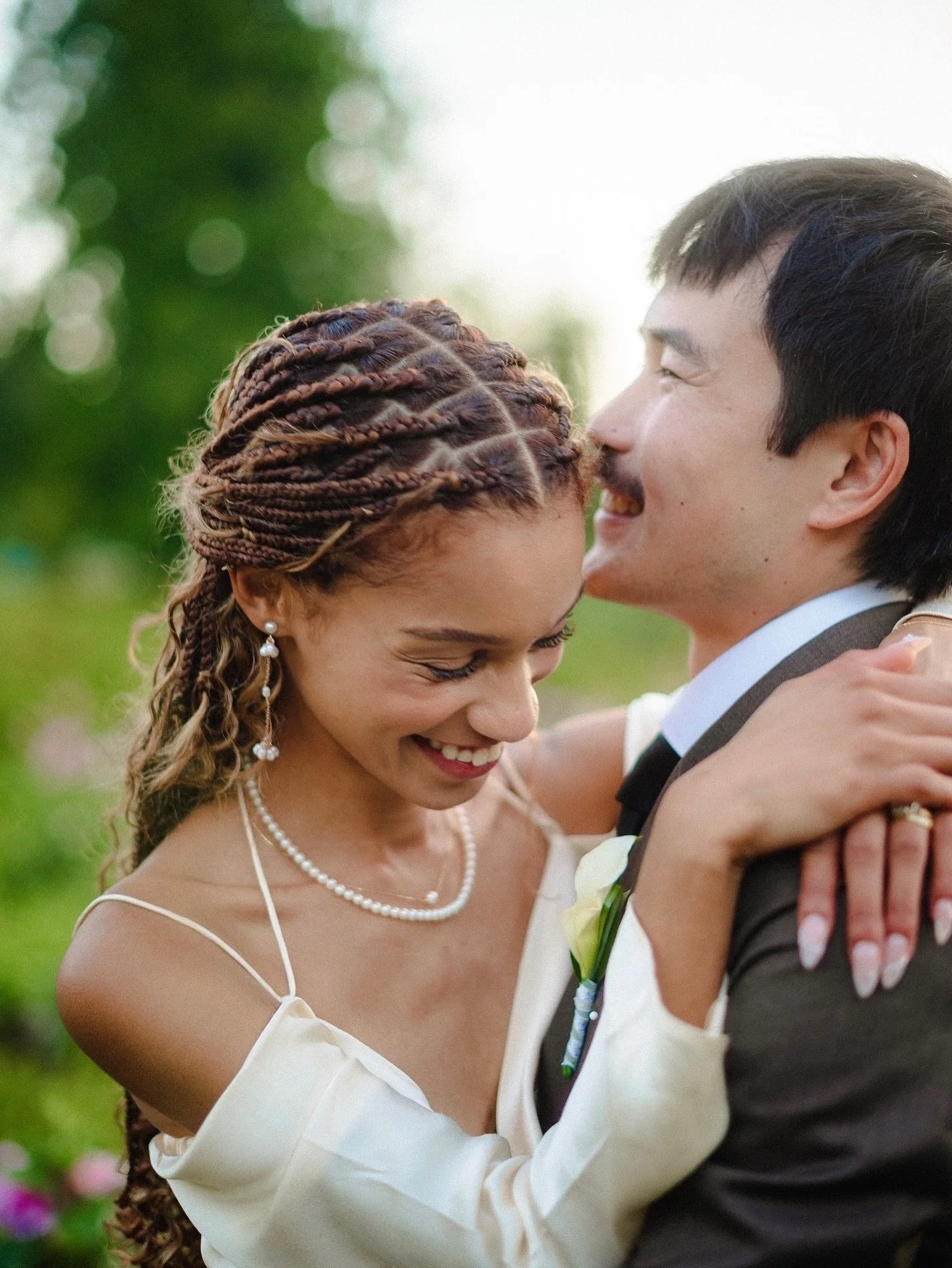 Kyanna and Charles!! Time to check your emails!! 🫡🫡🫶🫰😗

#yayloveweddingphotography 
#vancouverweddingphotographer