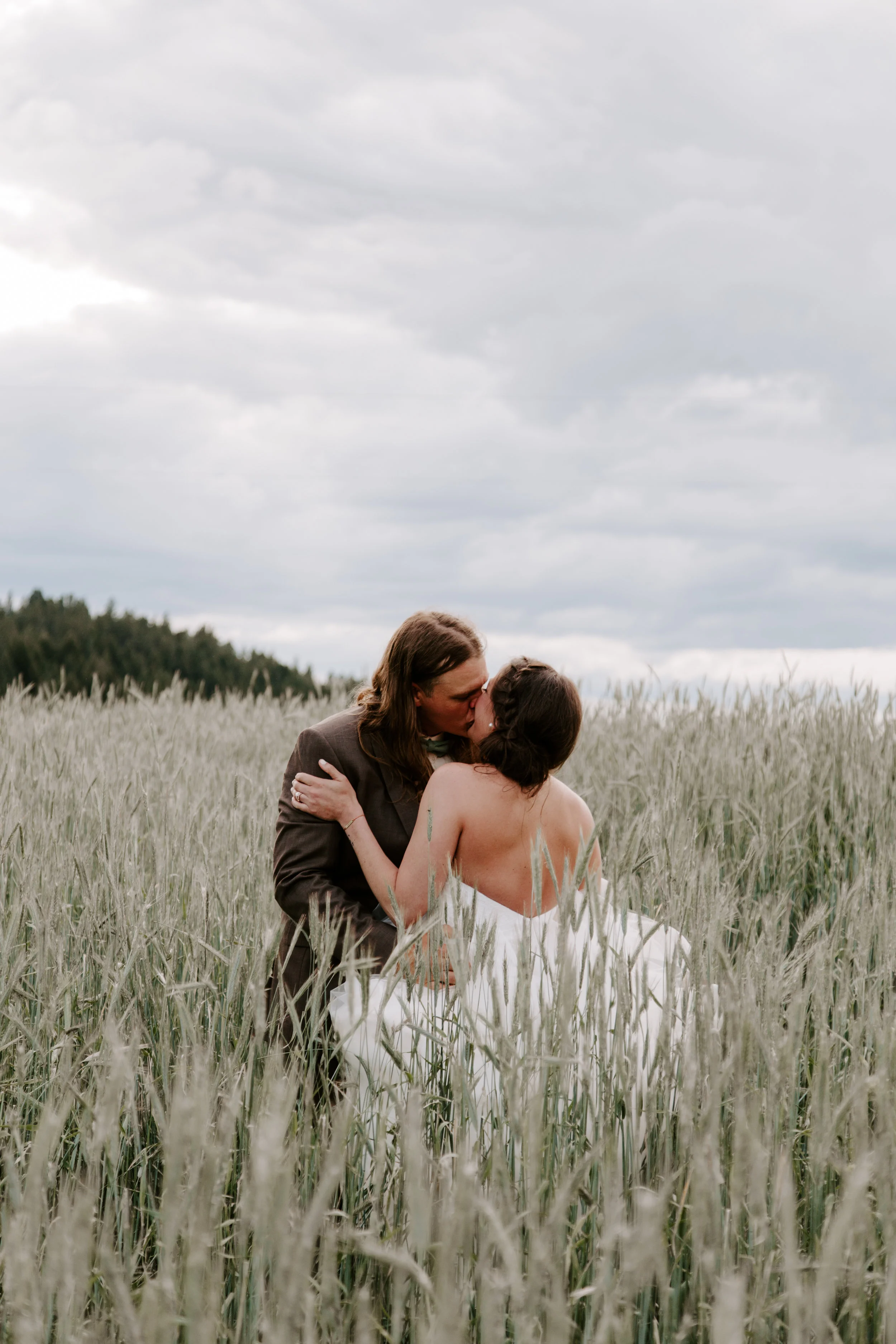claire + ty | lewistown montana wedding | montana wedding photographer