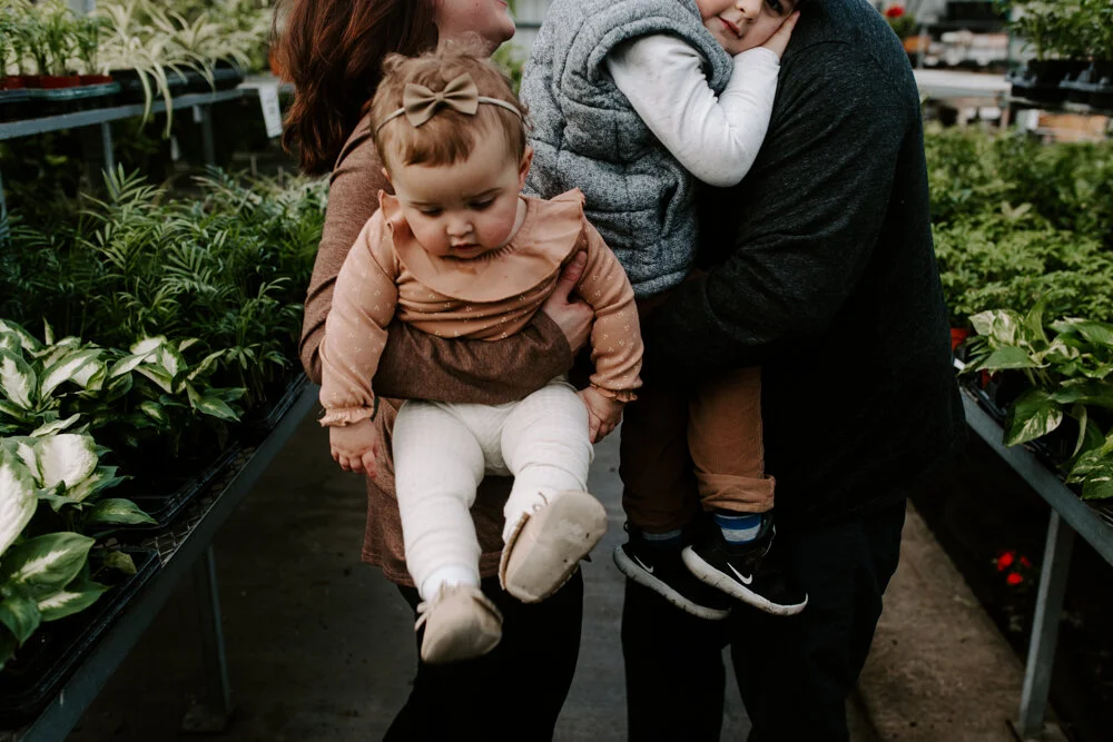 king family | billings family photographer | greenhouse session