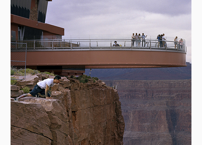 skywalk_01_detail_2000 copy.jpg