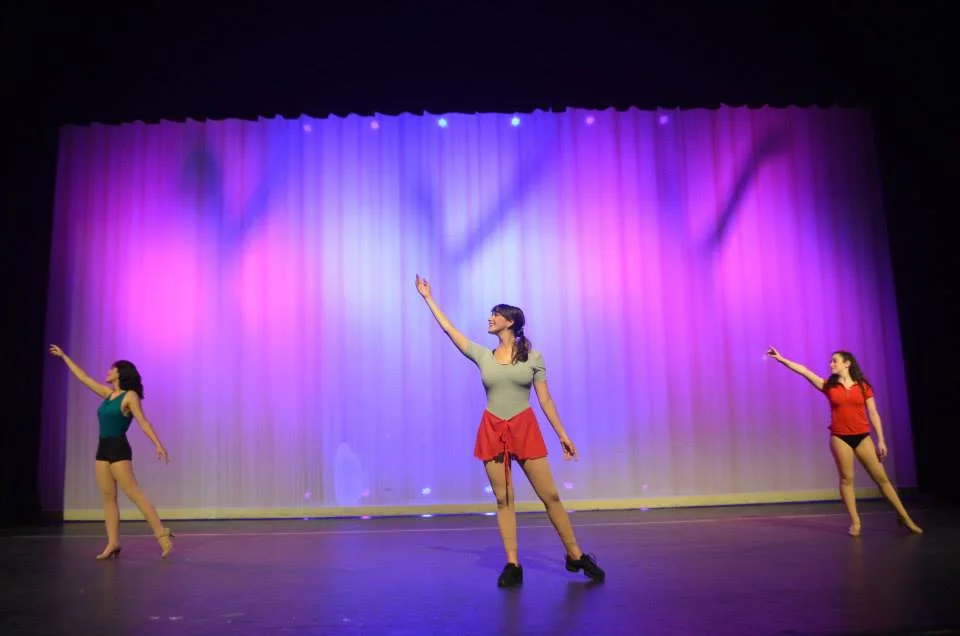 chorusline6.jpg