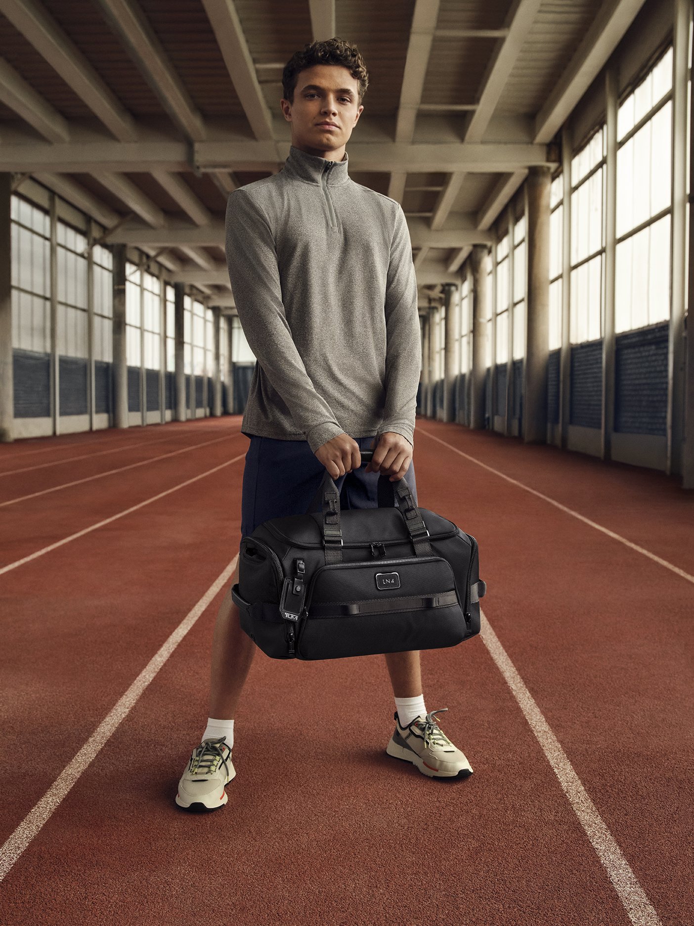 TUMI_Alpha_Bravo_Lando_Mason_Duffle_RGB_72.jpg