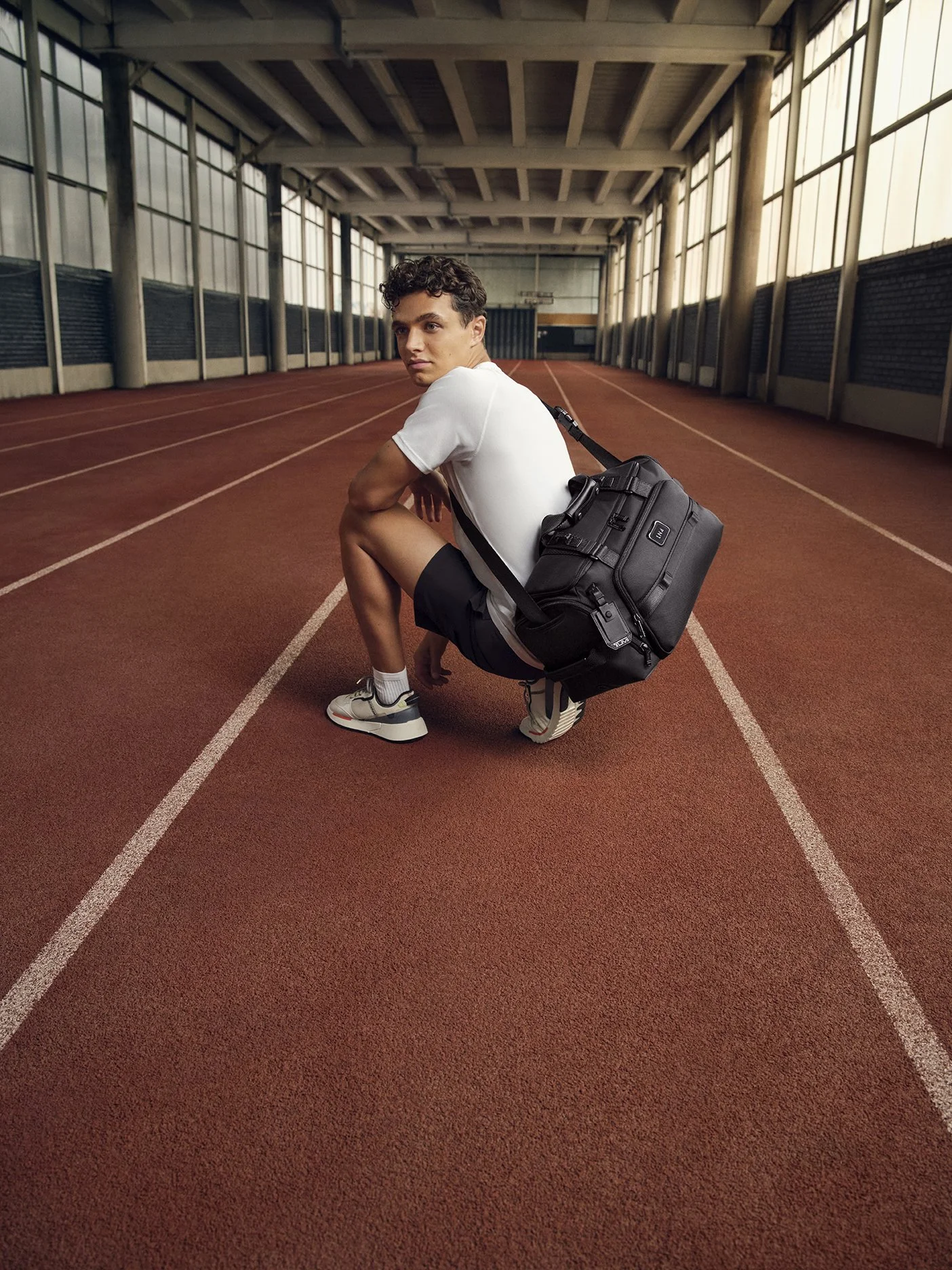 TUMI_Alpha_Bravo_Lando_Mason_Duffle_2_RGB_72.jpg