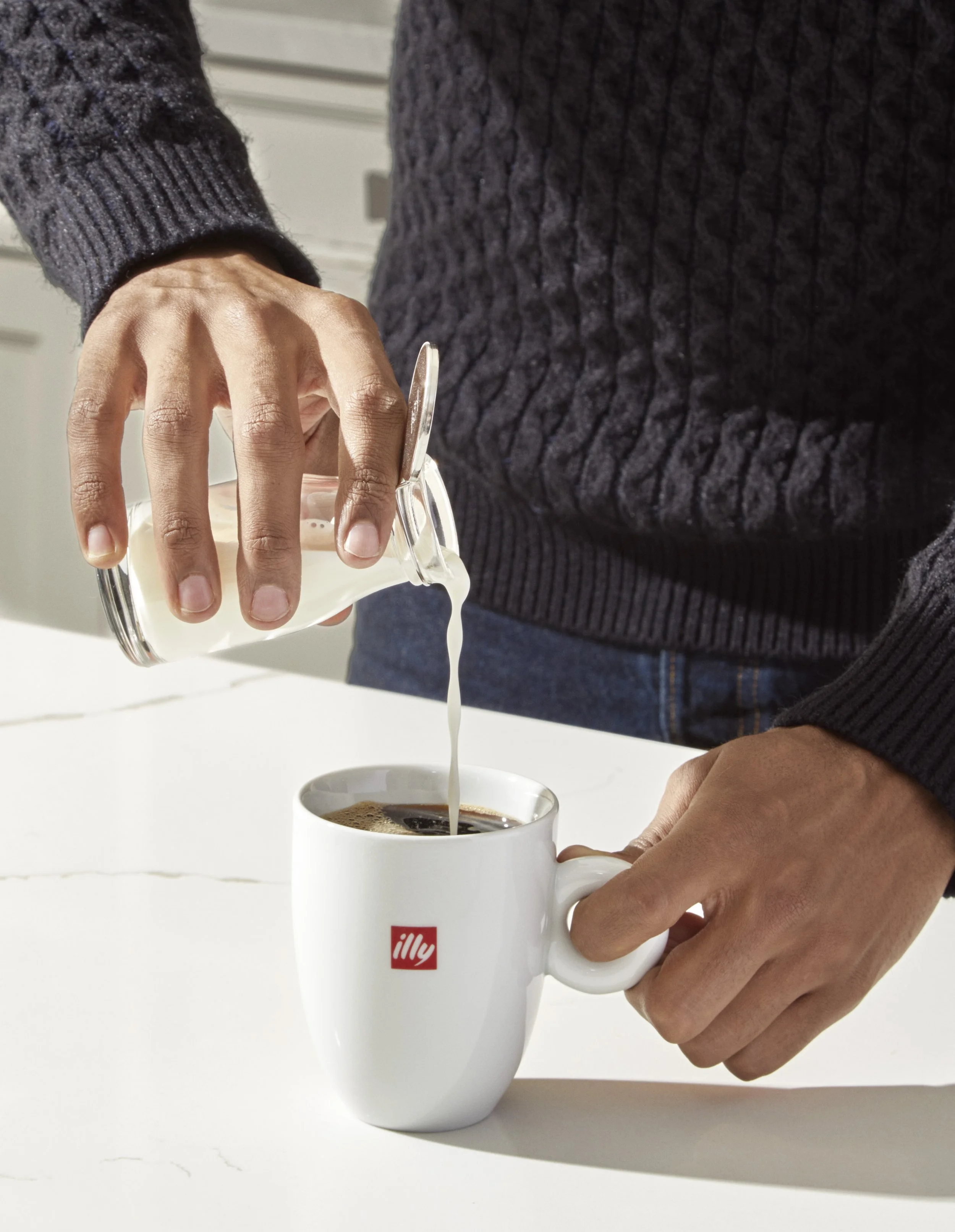071921_CG_Illy_WinterHolidayGeneric_9713_03.jpg