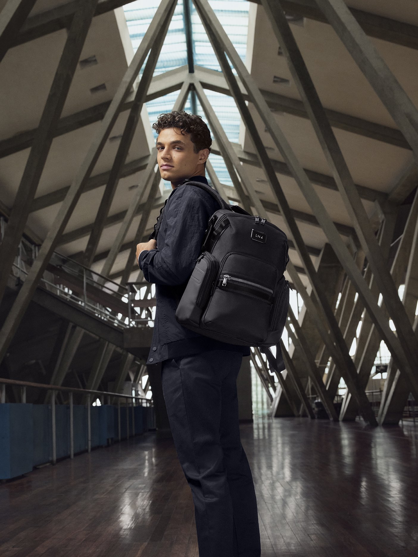 TUMI_Alpha_Bravo_Lando_Navigation_Backpack_2_RGB_72.jpg