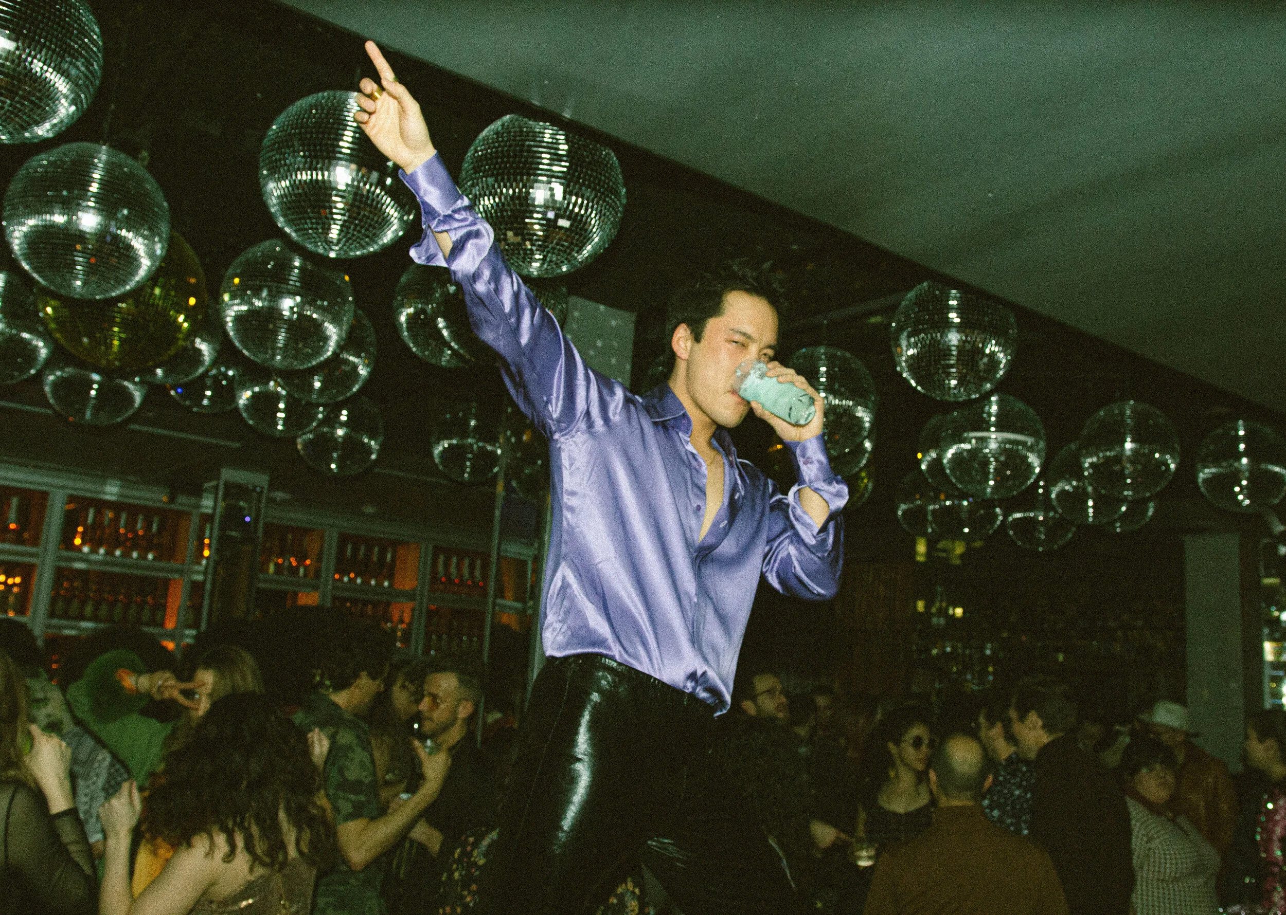 NIGHT-FEVER-239.jpg