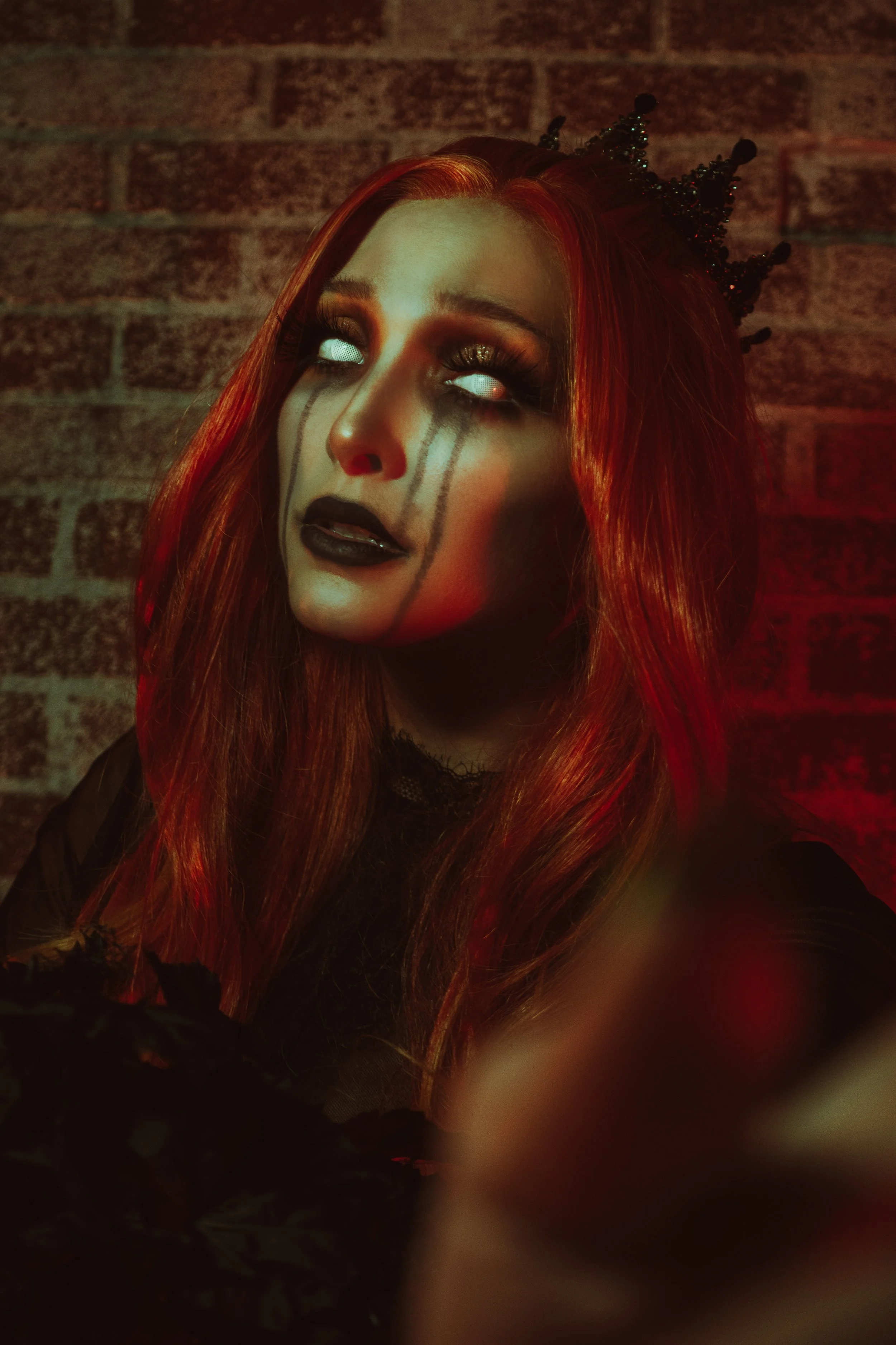 Christina-Spooky-Session-8.jpg
