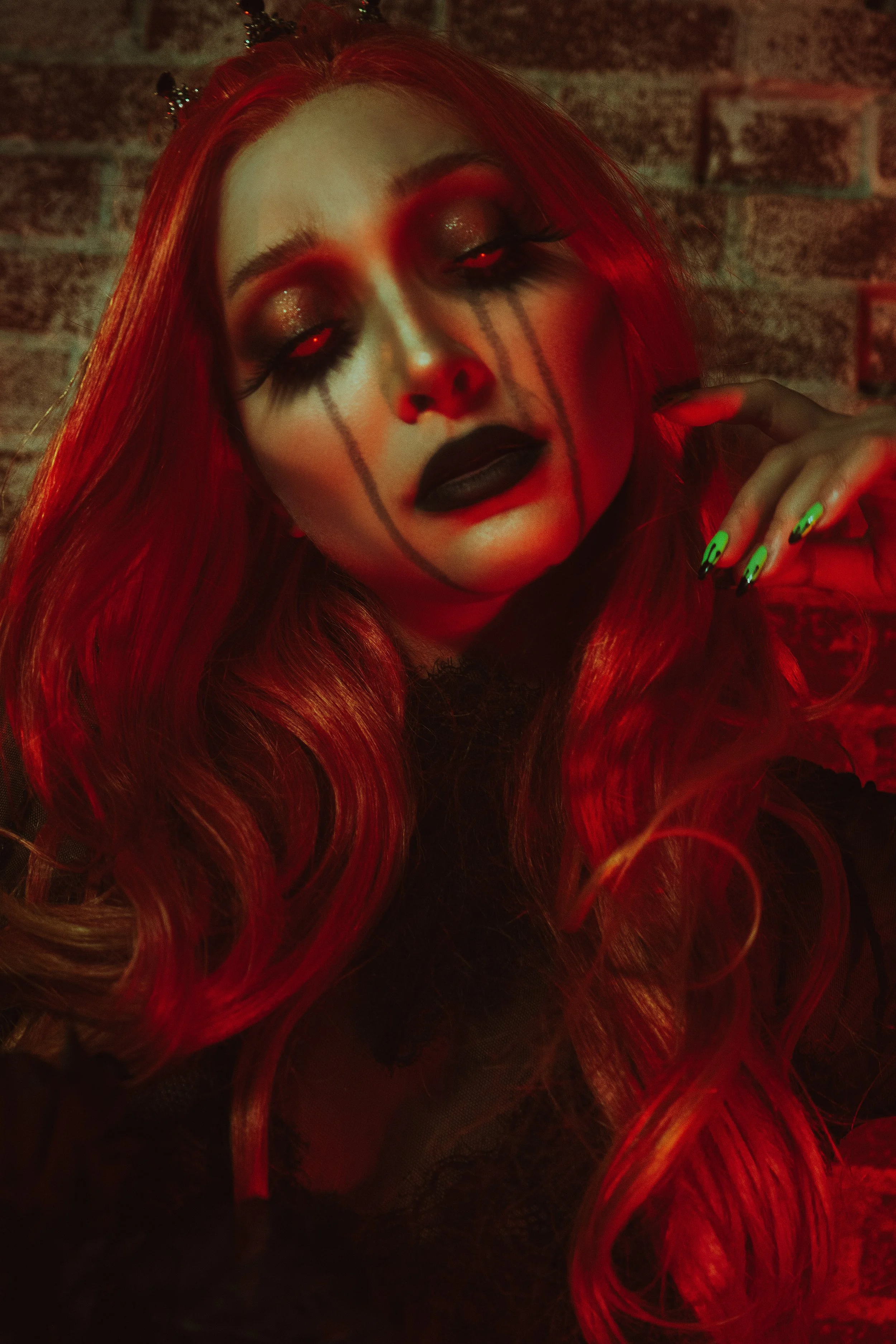Christina-Spooky-Session-7.jpg