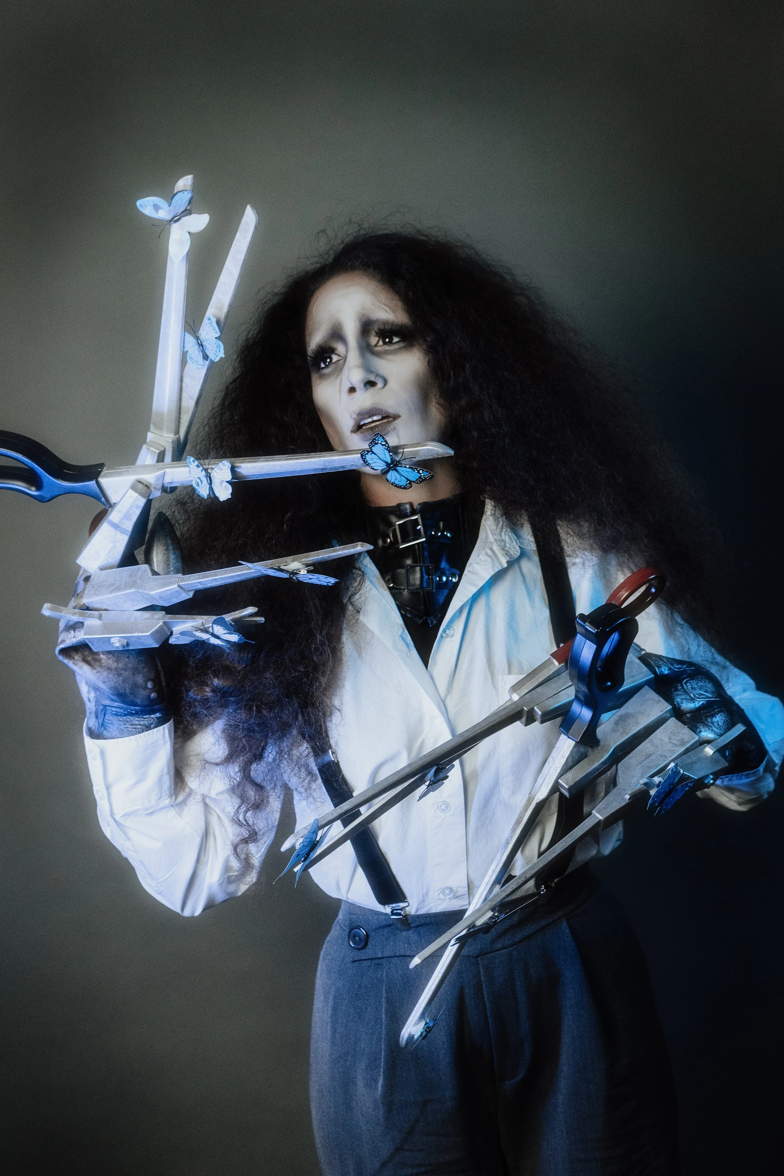 MAK-SCISSORHANDS-6.jpg