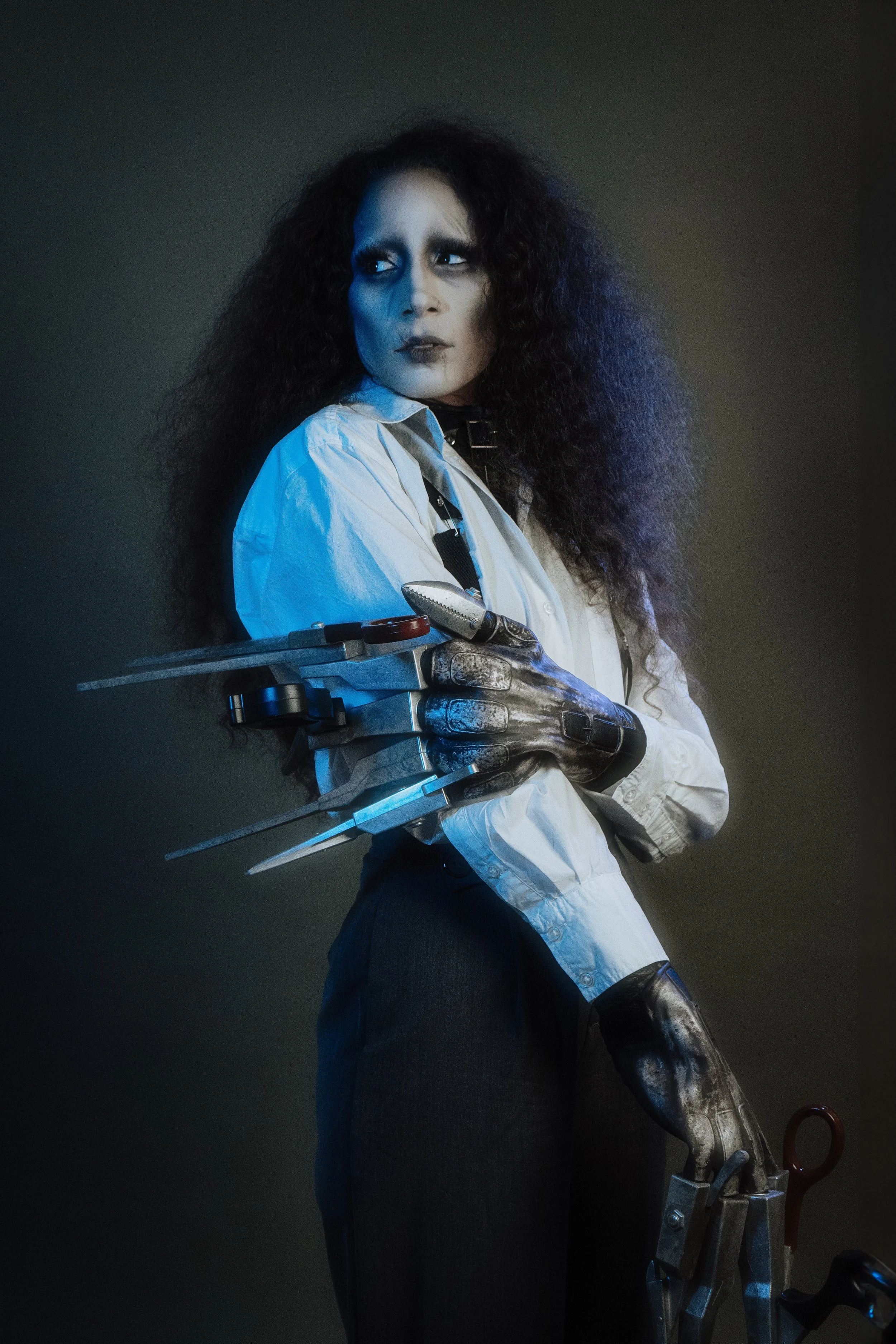 MAK-SCISSORHANDS-15.jpg