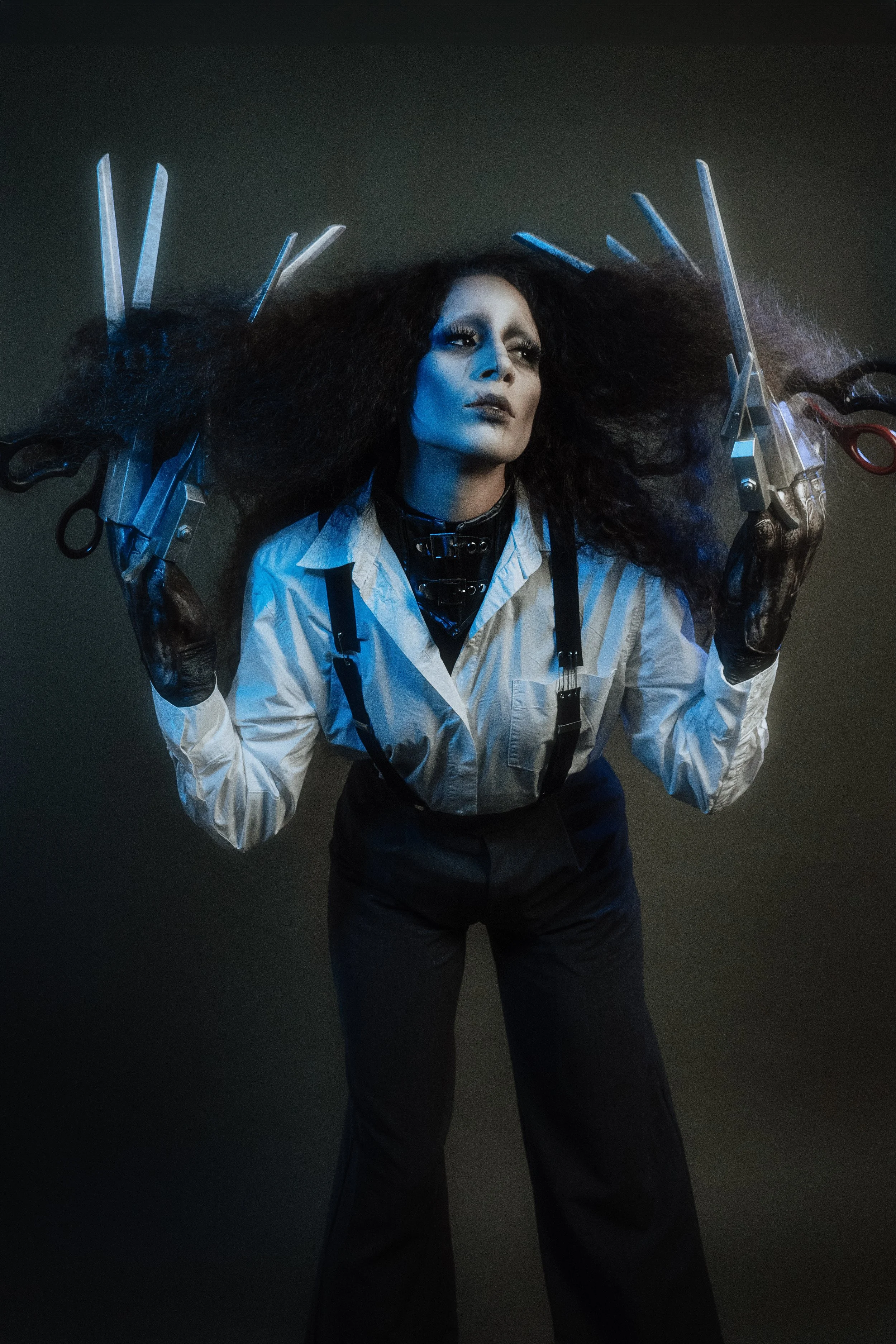 MAK-SCISSORHANDS-17.jpg