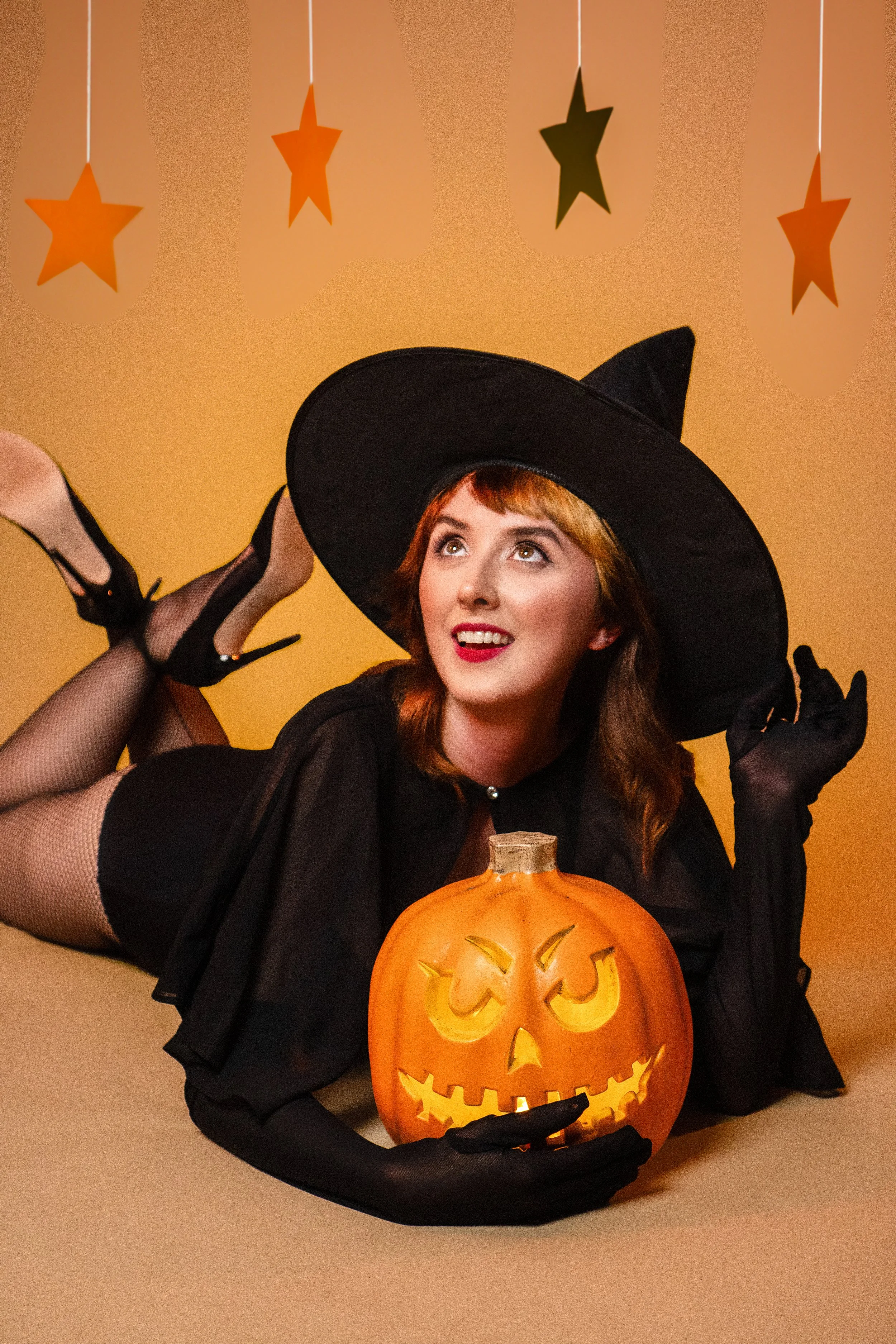 SCARLET-PINUP-WITCH-12.jpg