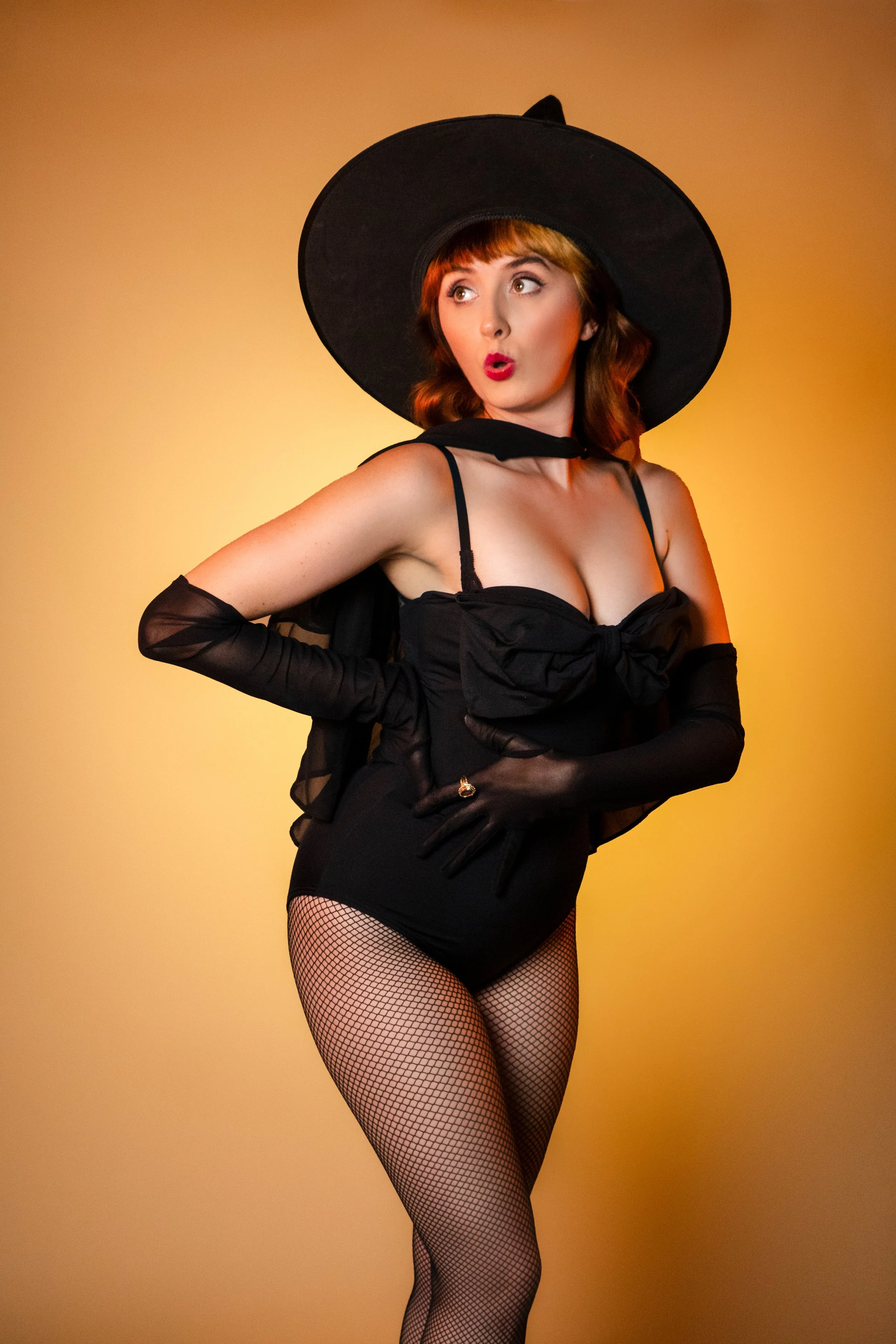 SCARLET-PINUP-WITCH-14.jpg
