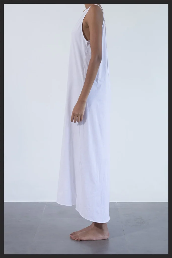 V_Back_Maxi_White_2_1024x1024.jpg