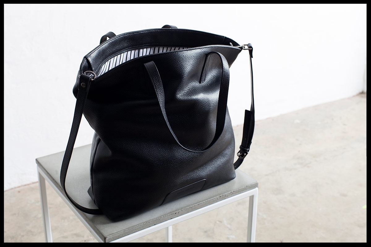 Creatures Of Indigo - Status Anxiety Fire On The Vine Bag Black 4