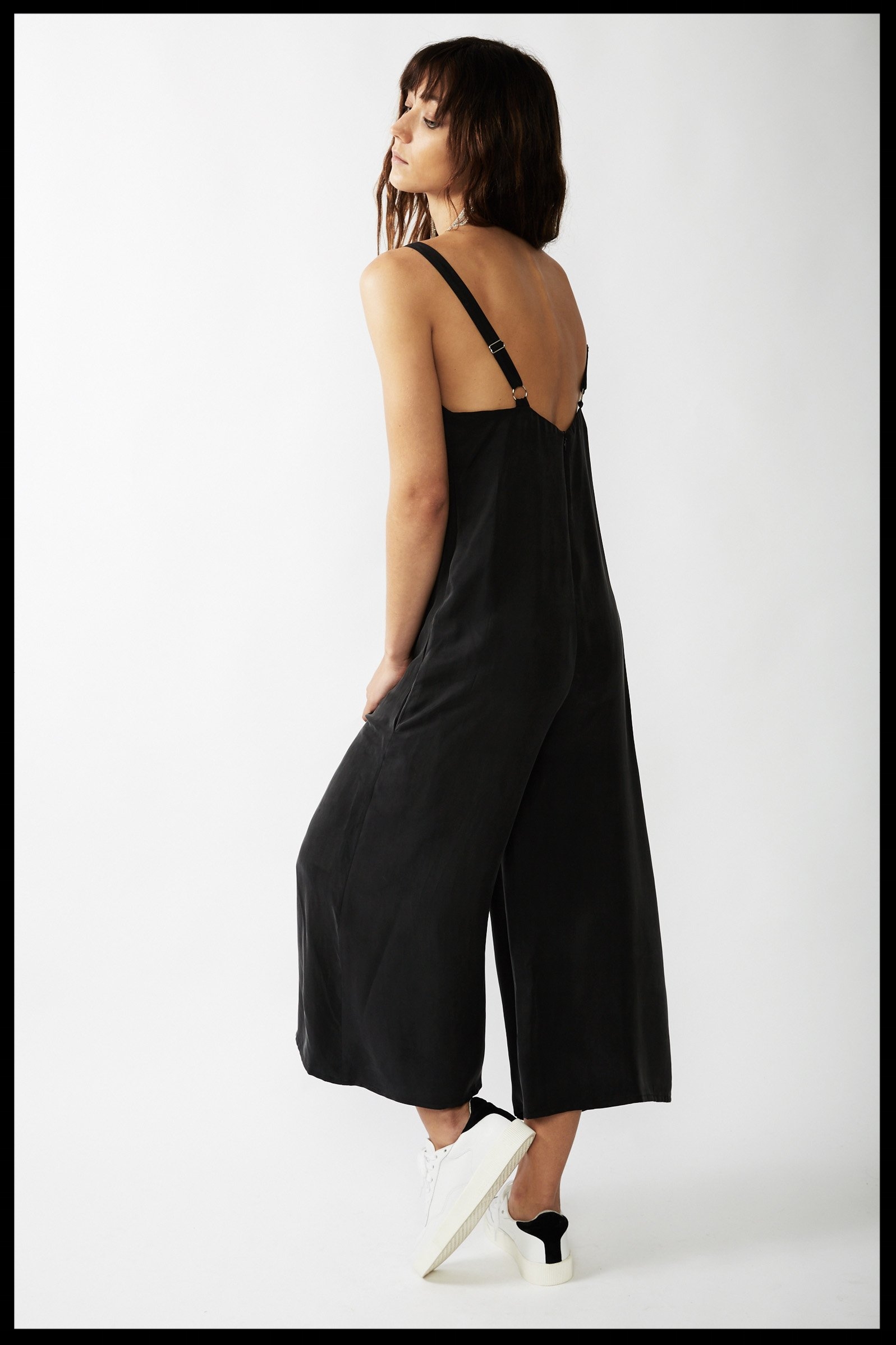 Essential Wideleg Jumpsuit - Black 3..jpg