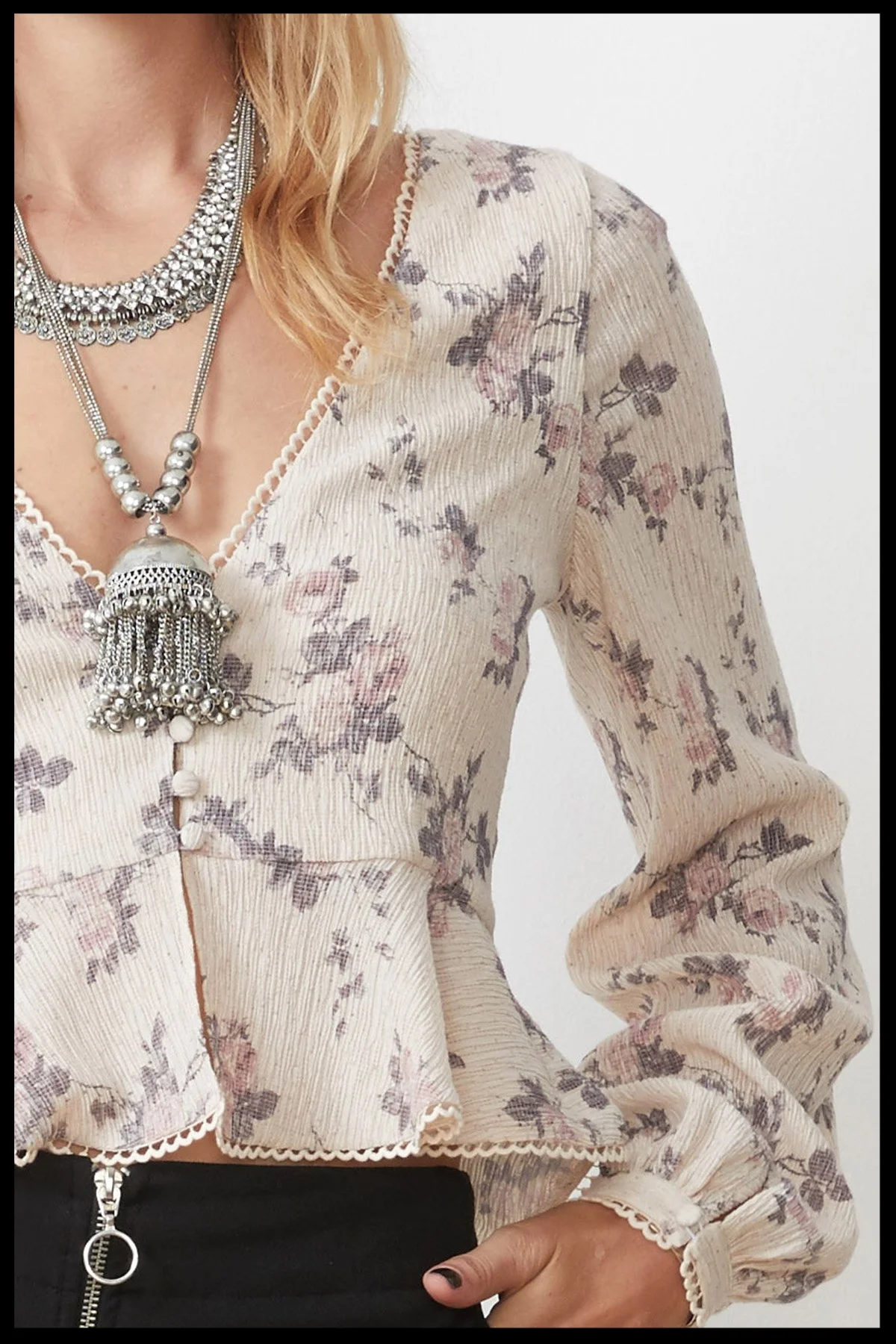ALYSSA-TOP_detail.jpg