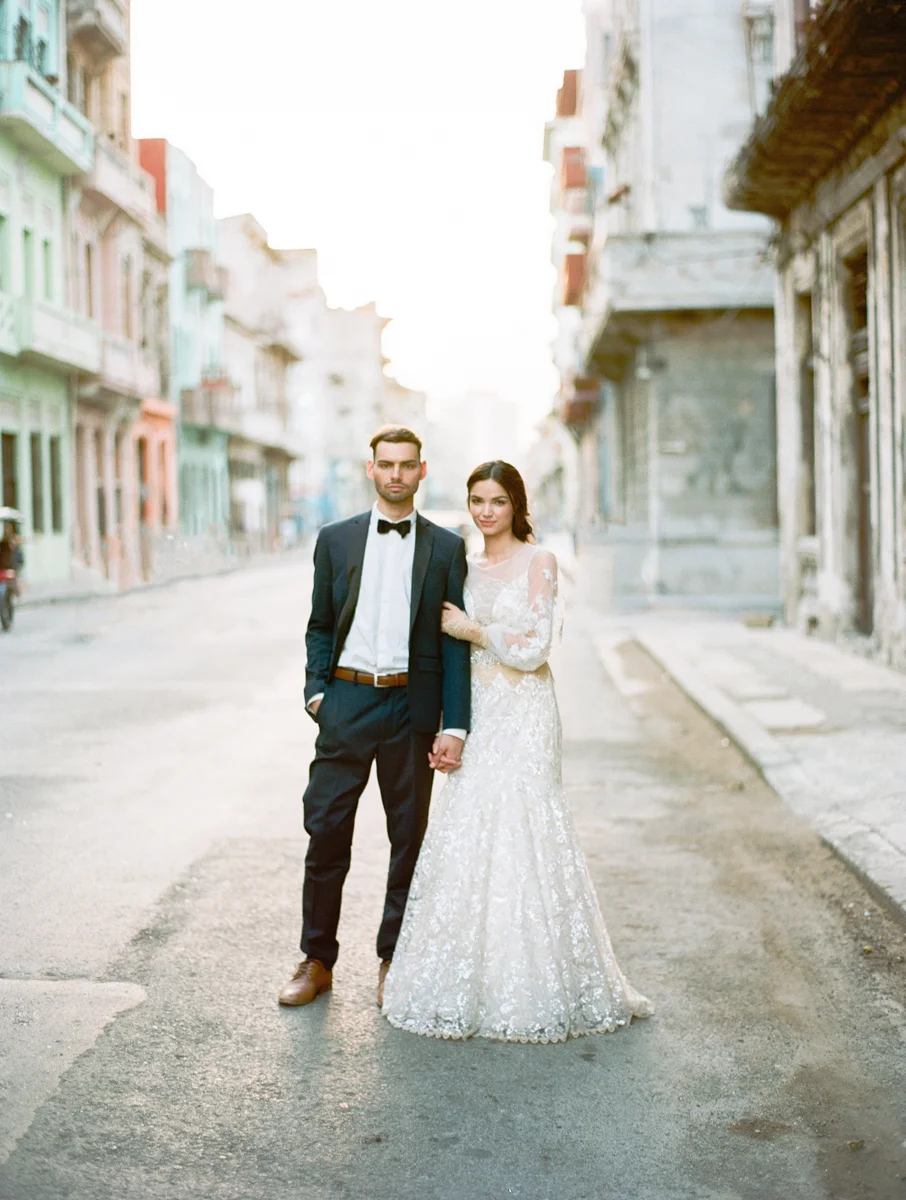 Cuba Wedding Inspiration Mark Andrew Studios-13.jpg