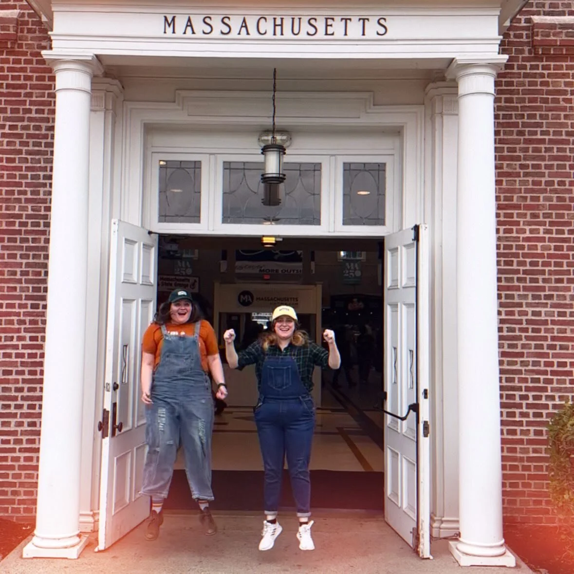 Massachusetts Photo Dump, mini work vacation.

Hooray for Massachusetts!
Train views.
Ghostly and Goofy.
Meeting the friends&rsquo; child.
Home-grown pumpkin.
Morning sounds in the woods.
The Big E Fair Photo Op.
Got Fudge?
Gettin&rsquo; Licked.
All 