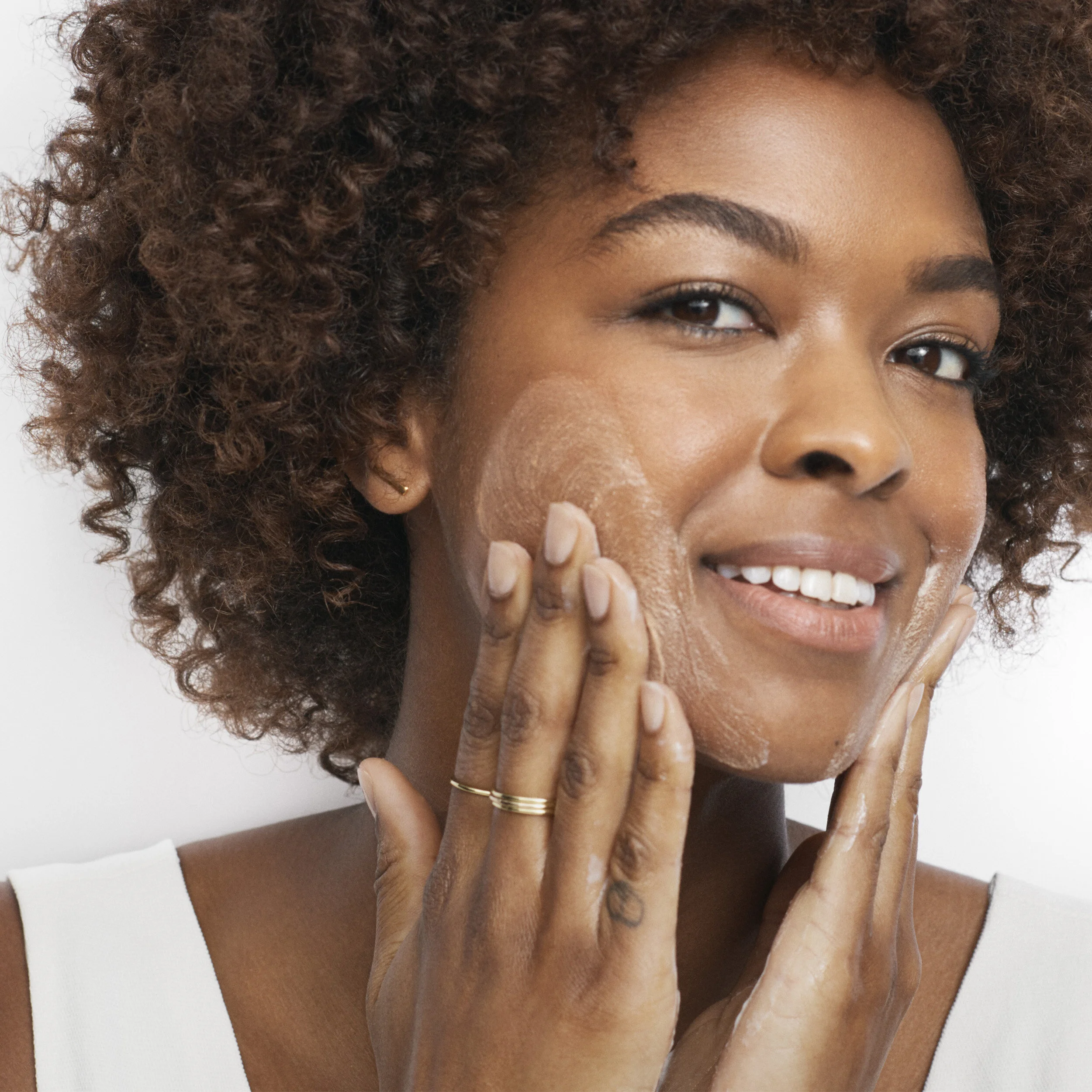 HYDRATING SCRUB_APPLICATION.JPG