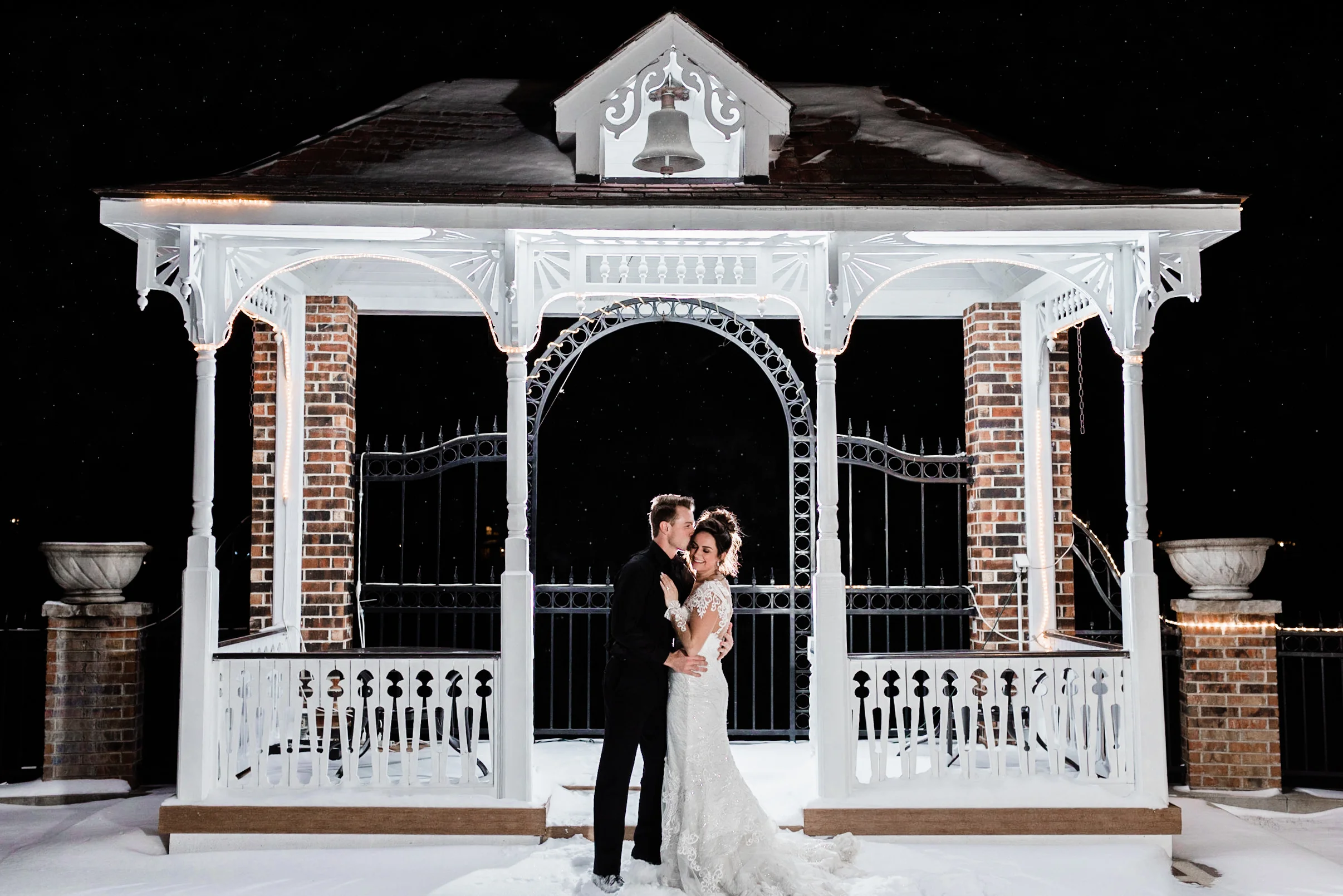 Golden Mast Inn | Delafield Wisconsin Wedding