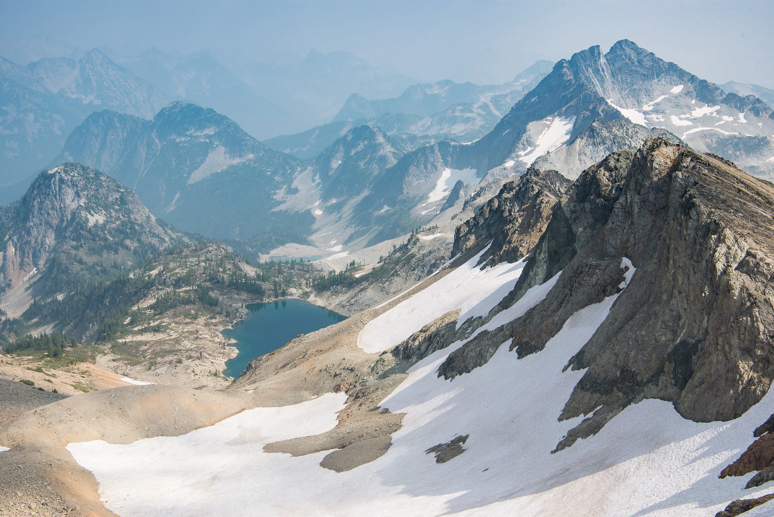 Smokey views over the North Cascades.