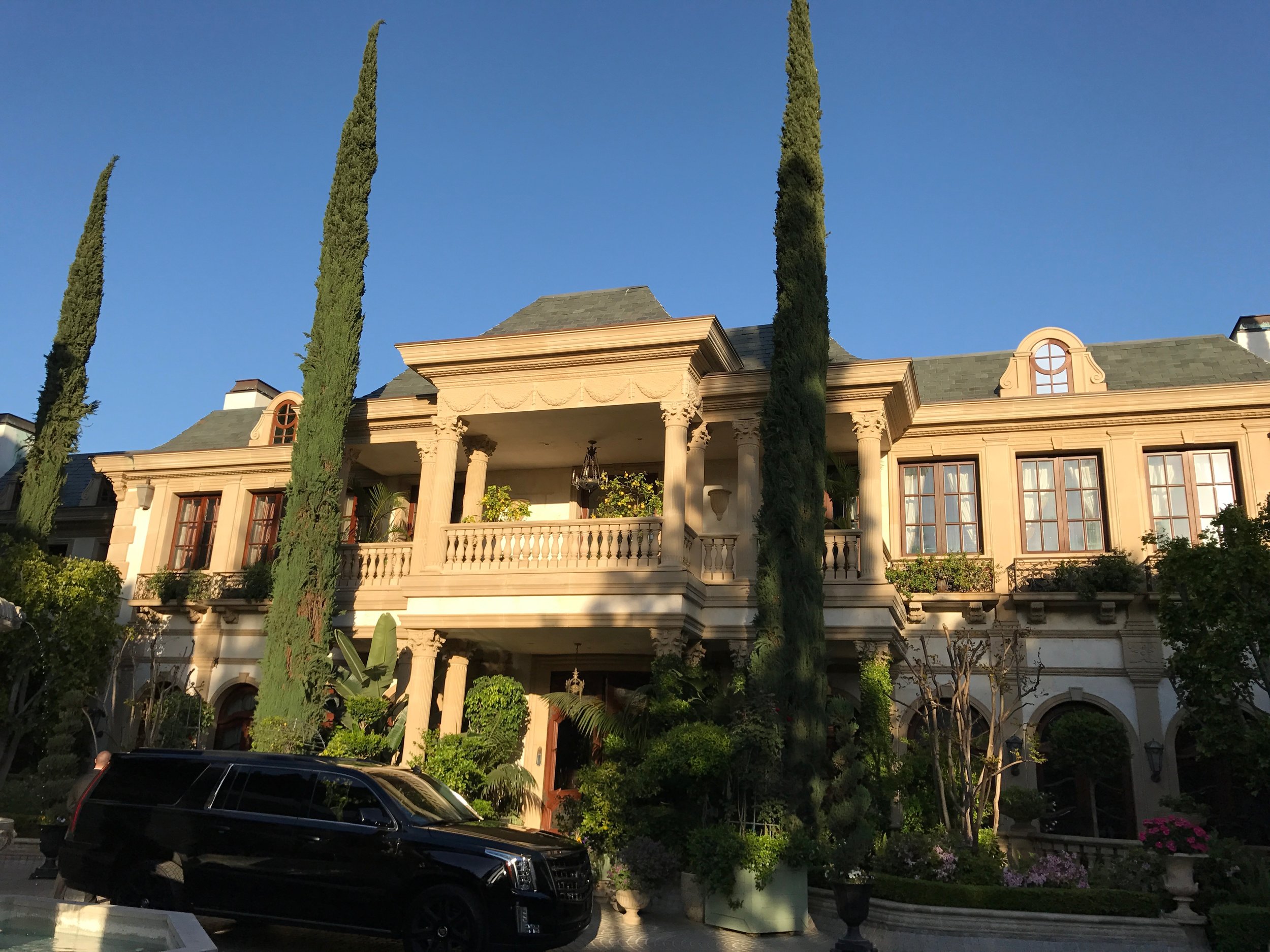 Bye, bye, Hadid House, it was real. 