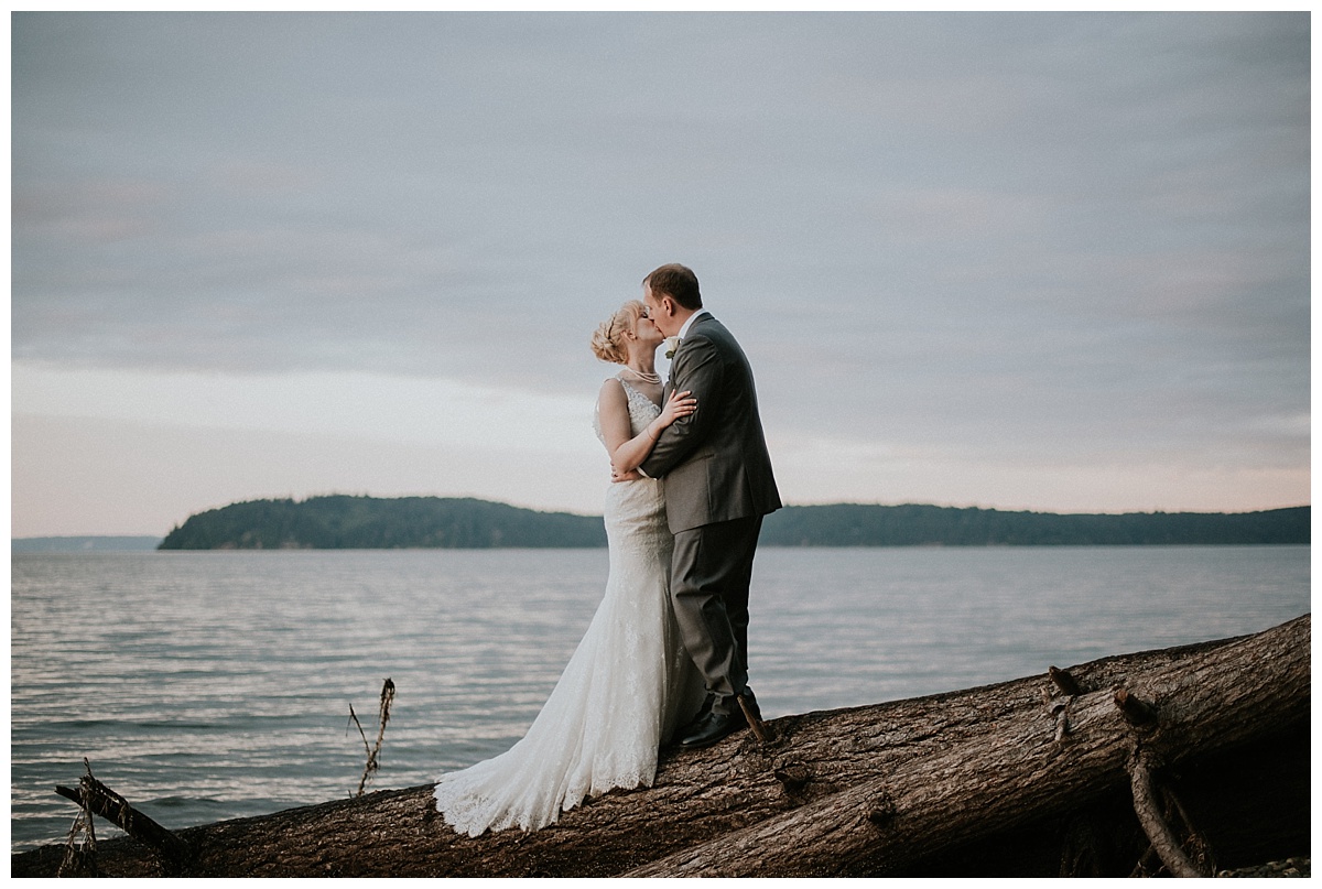 Bixby+Pine.PNWweddingdesigners_0403.jpg
