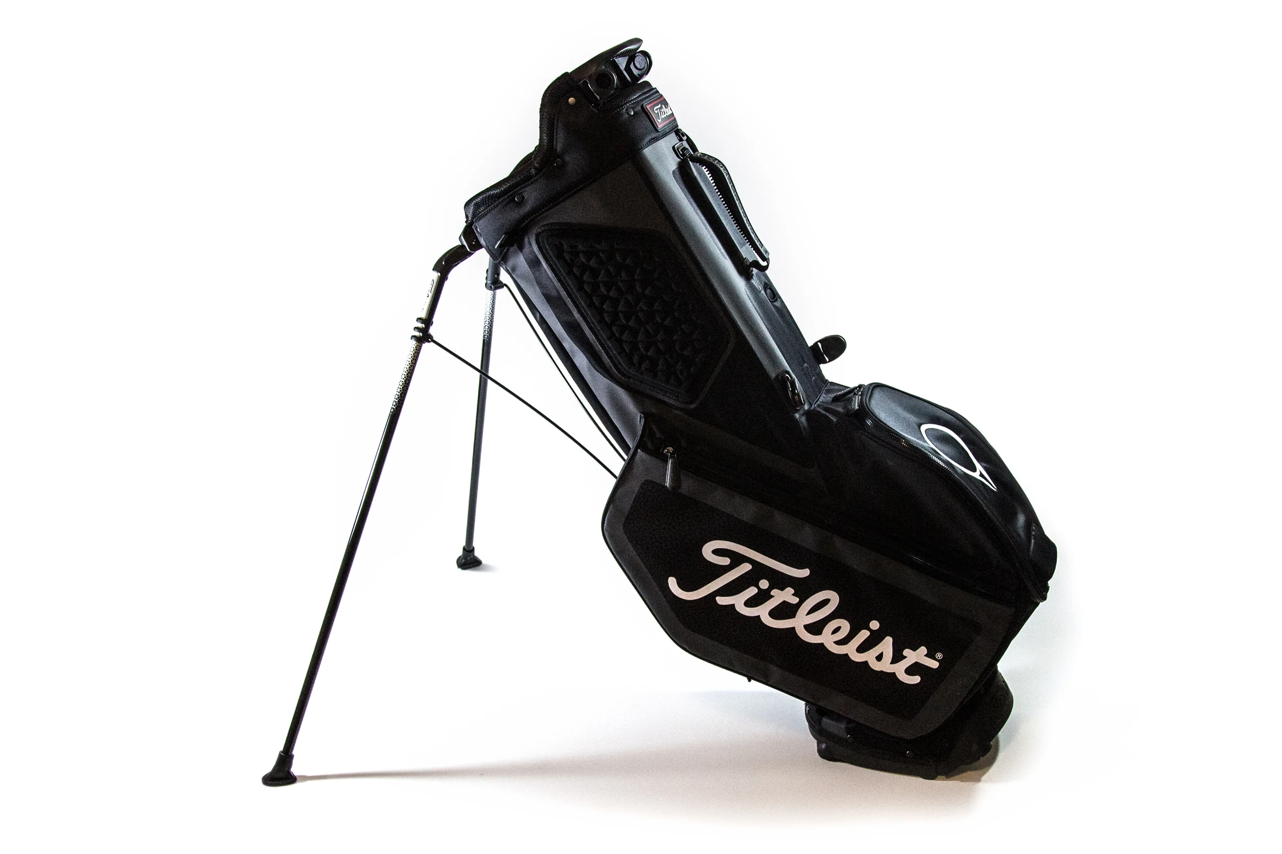 titleist-bag-stand.jpg