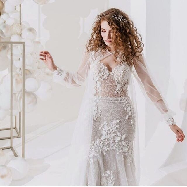 Sneak peek of the @zavanabridal new collection , beautiful floral lace , modern cape , love it! @thecompletebridal #bridalgowns #weddingdress #wedding #newcolletion2020 #weddinggowns #designerweddinggown #bridal #perthbridal #floralweddingdress #brid