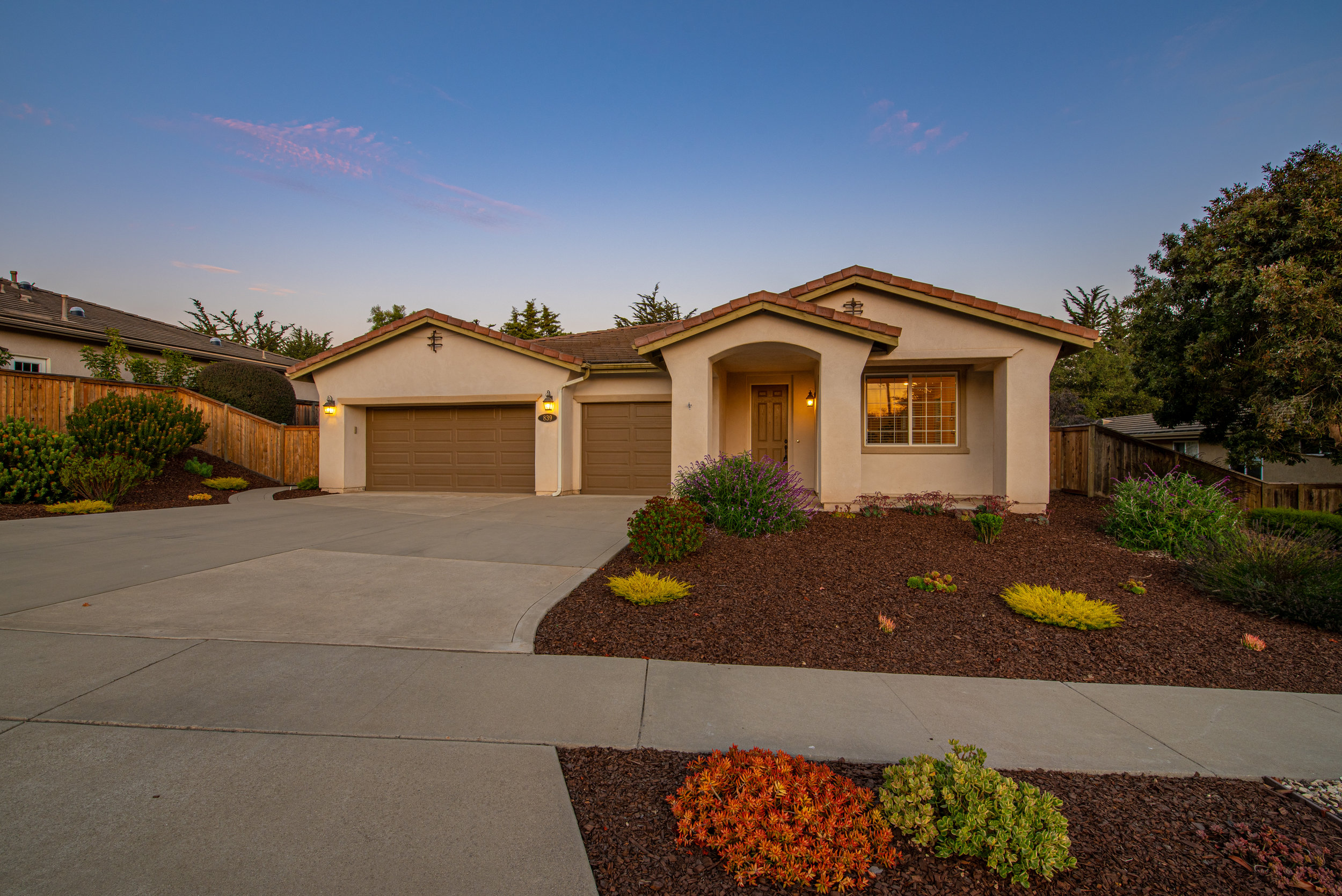 839 chukar st Twilight-10.jpg