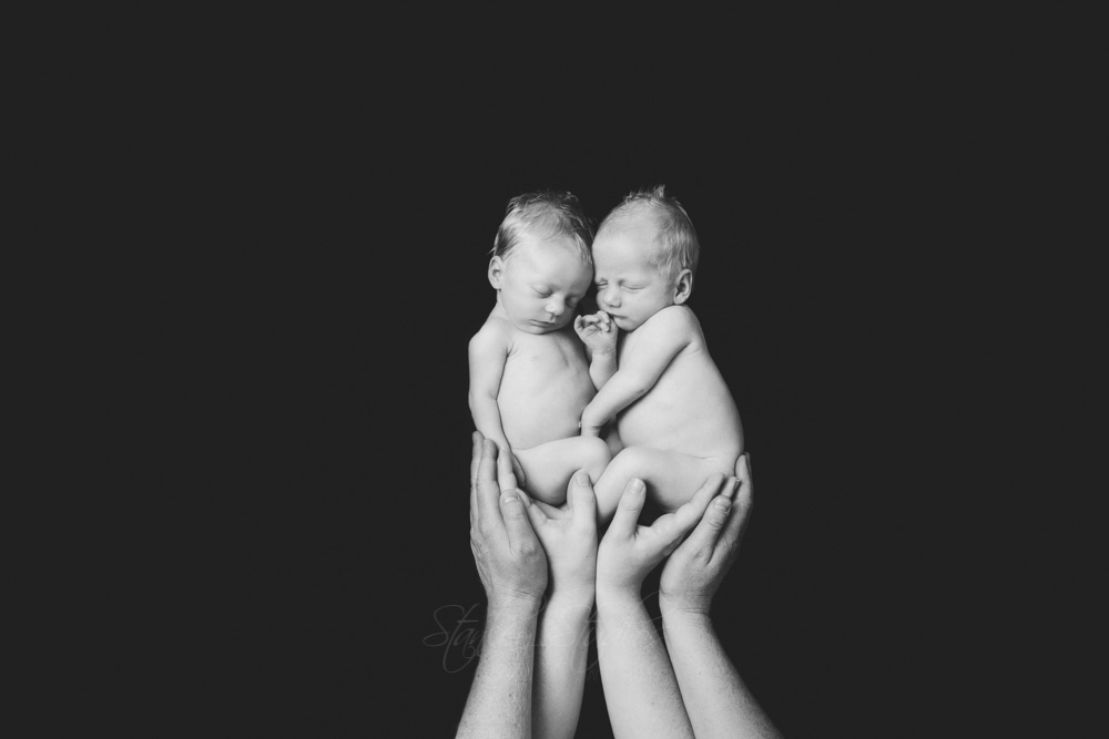 newbornwebsizewatermarked_stanleystudios-57.jpg