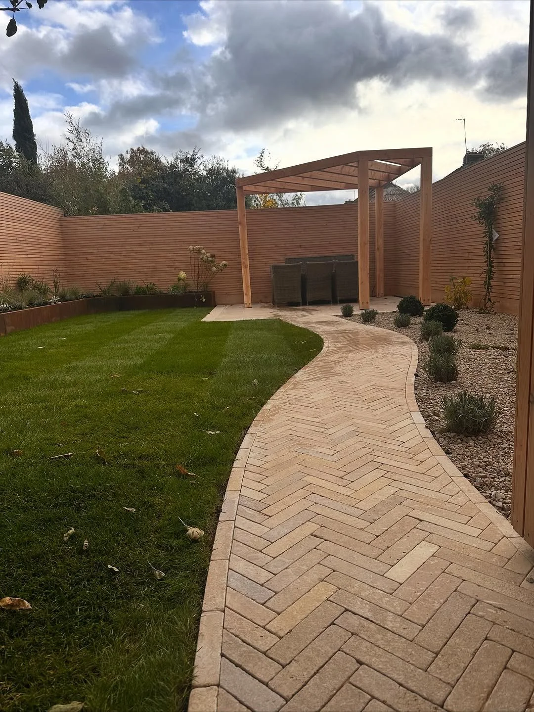 JPEG image-4B55-9DE1-61-2.jpeg