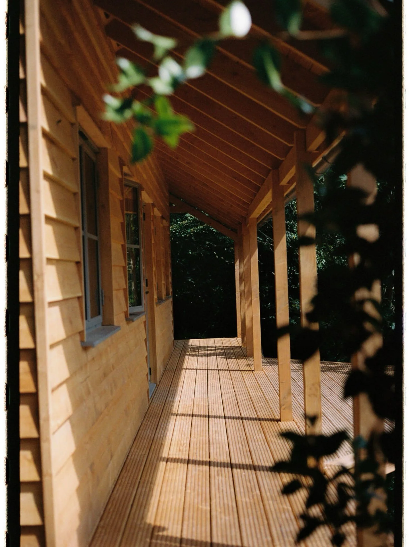 Captured on film: bespoke Douglas fir cabin. 🎞️

Natural materials, considered details and traditional craftsmanship coming together to create a timber retreat that feels at home in its surroundings. From the warm Douglas fir cladding and zinc stand