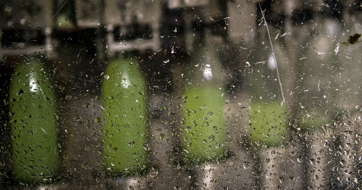 Bottling of long drink.jpg