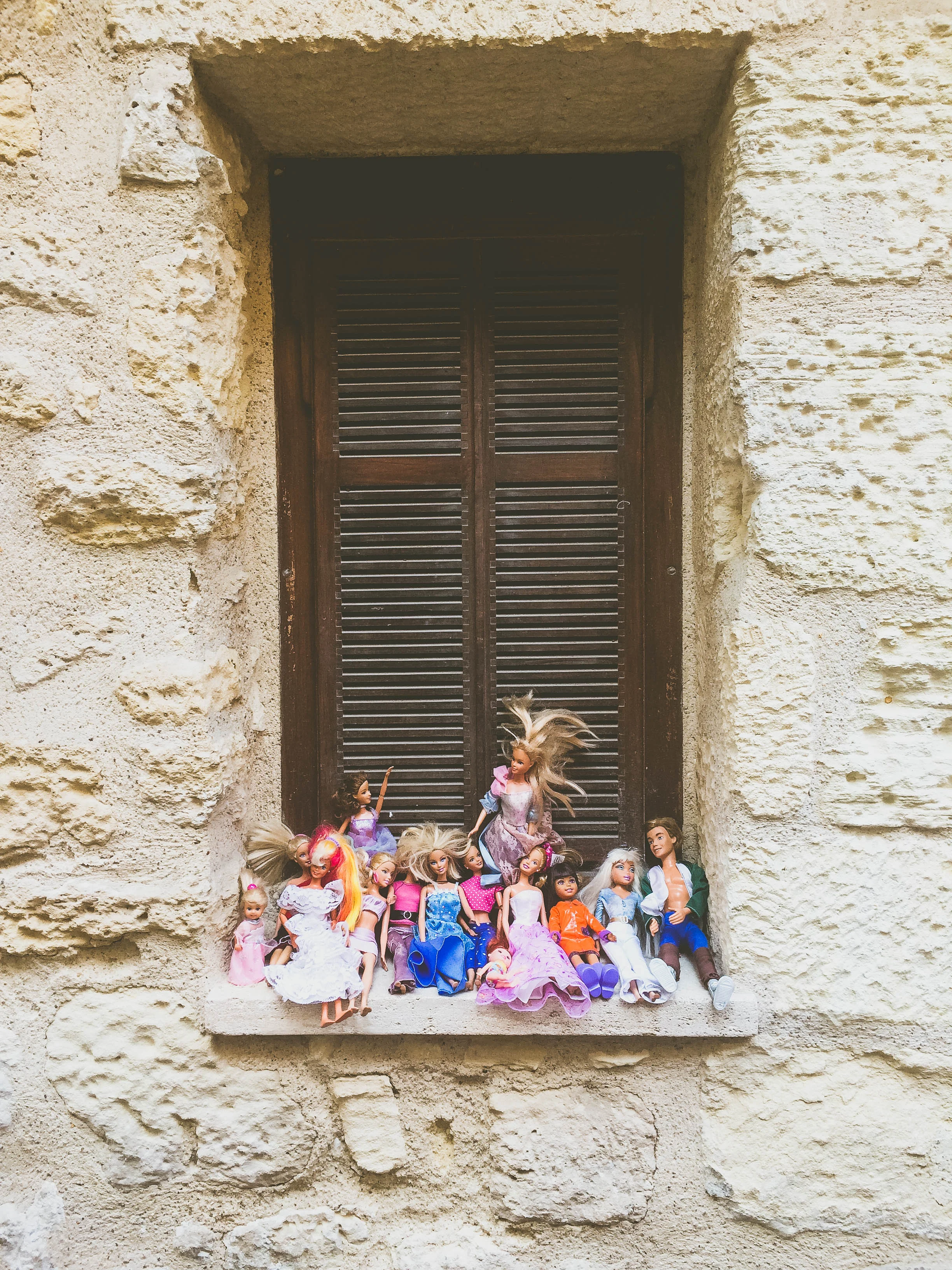 barbies at the vide grenier