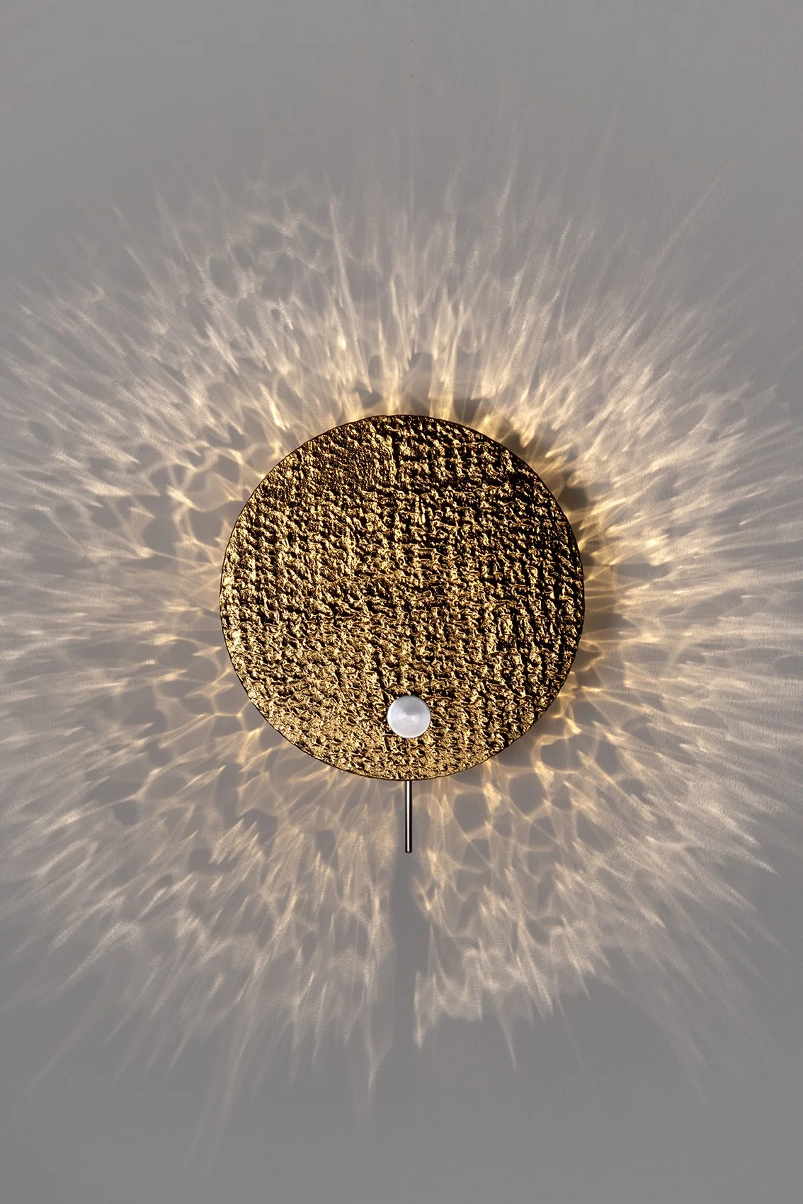 SPECTRE_ORO_02V.jpg