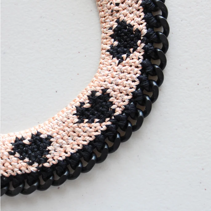 vanessa neck 3.jpg