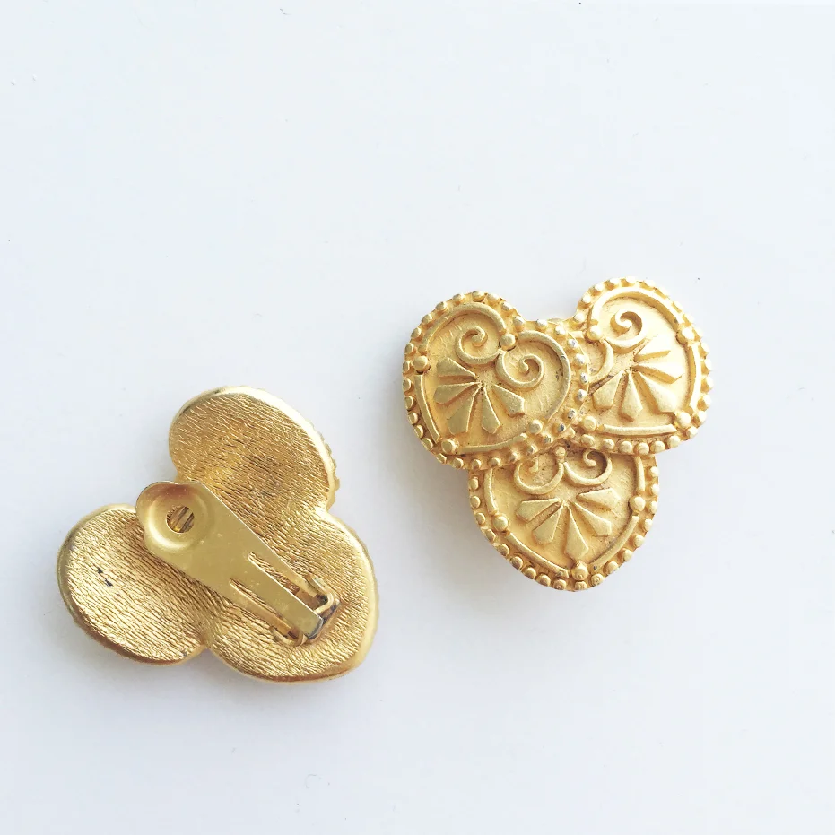3 earring.jpg
