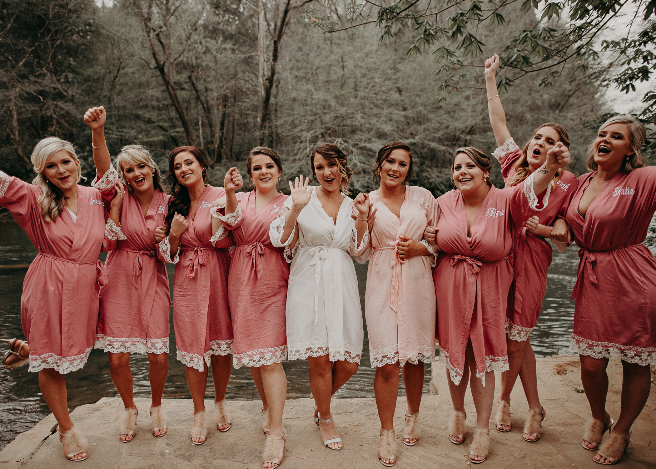 10 - Best bridesmaids wedding photos.jpg