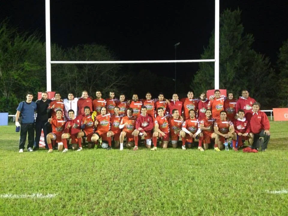 ¿Cómo se juega el rugby?