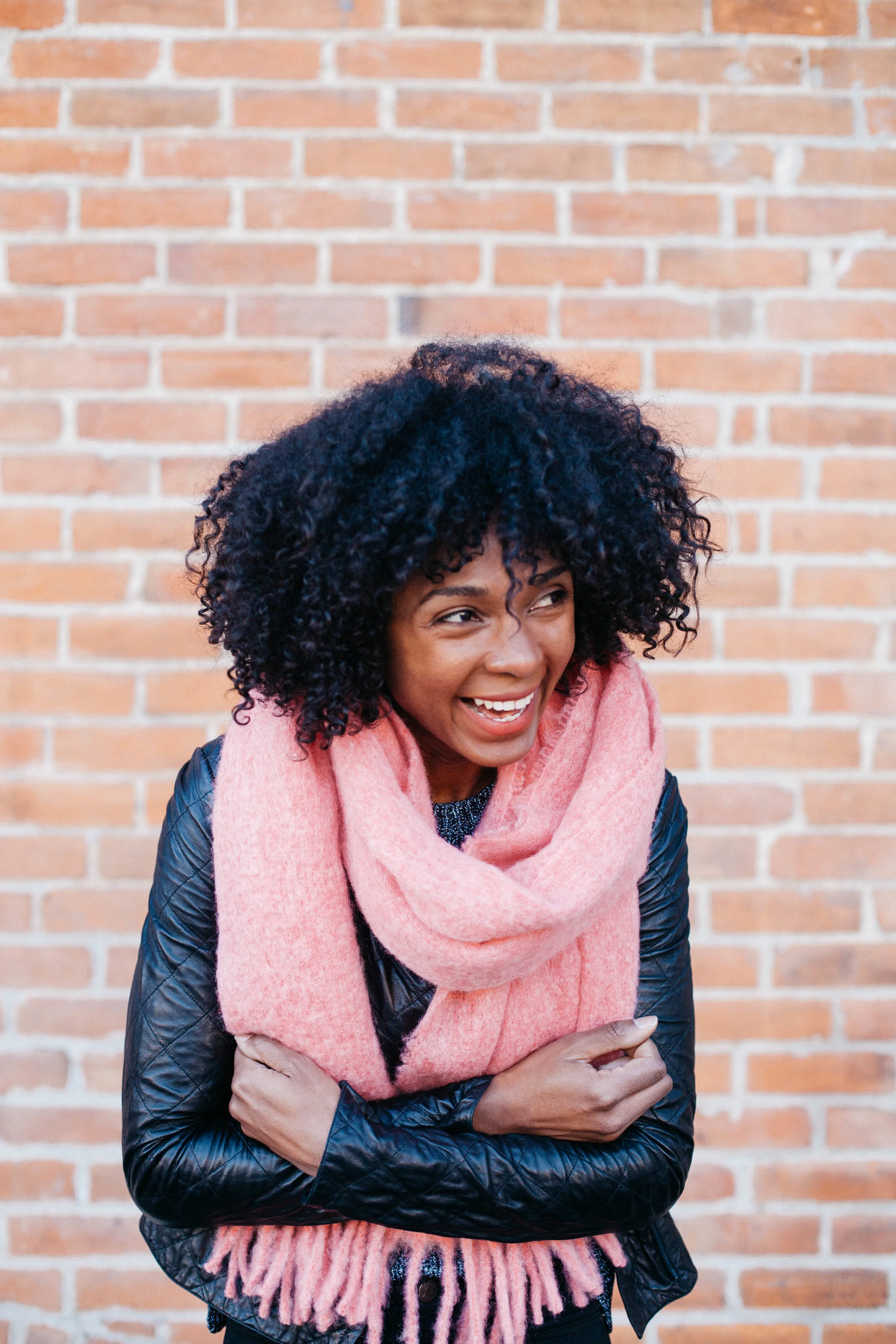 How navy + black became friends